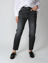 https://admin.shopify.com/store/gulieshop/products/8563105300829#:~:text=con%20le%20recensioni-,MaxMara%20Leisure%20Gonna%20in%20ecopelle%20Renata,-Contenuto%20multimediale%201