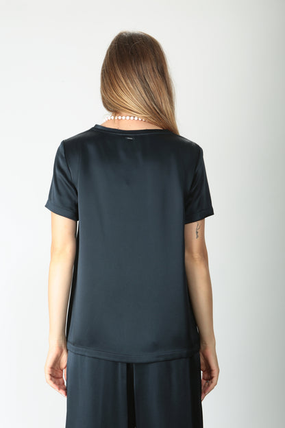 https://admin.shopify.com/store/gulieshop/products/9620993245533#:~:text=https%3A//www.gulieshop.it%20%E2%80%BA%20products%20%E2%80%BA%20s%2Dmaxmara%2Dt%2Dshirt%2Din%2Draso%2Drebecca%2D1