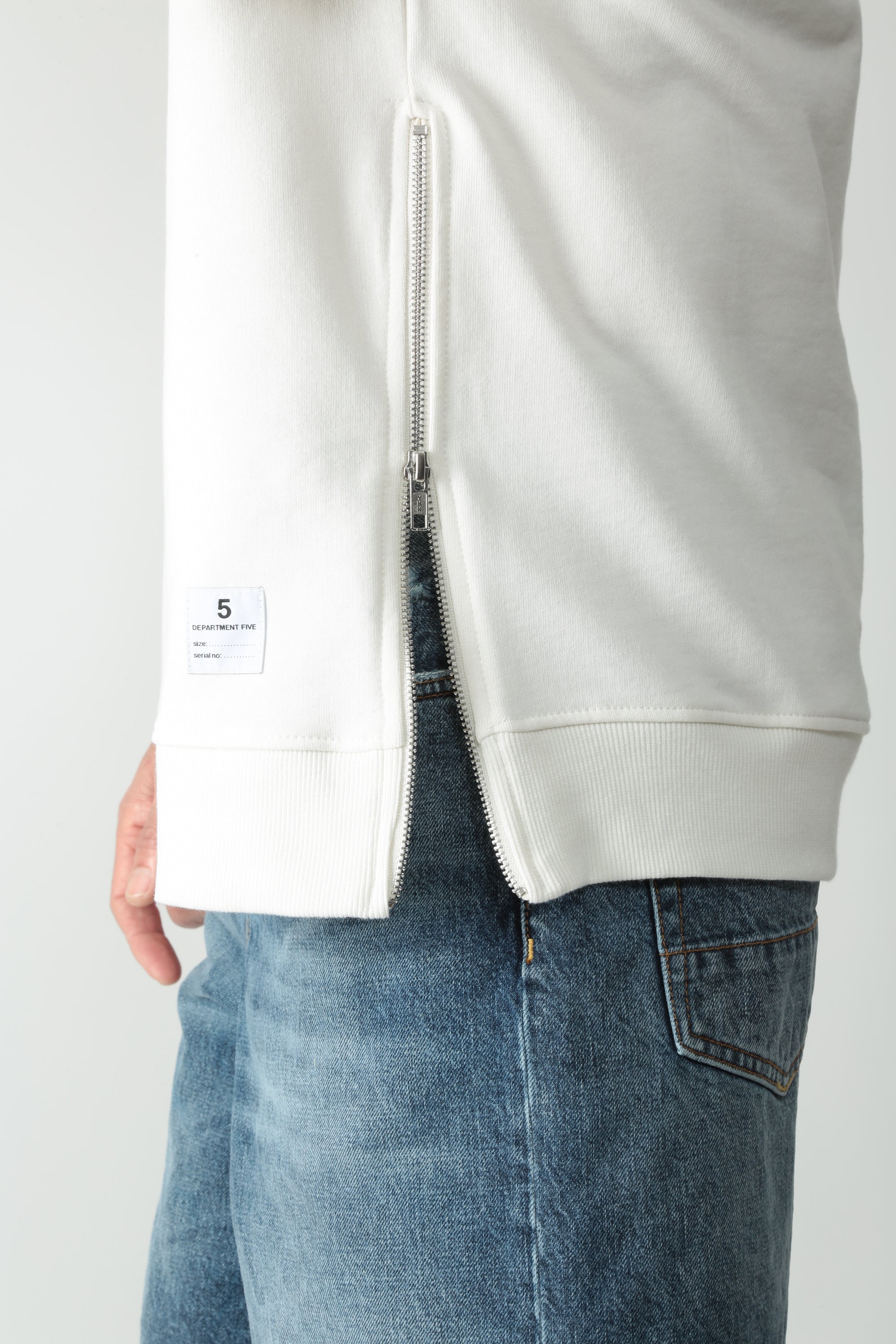 https://admin.shopify.com/store/gulieshop/products/15885265011037#:~:text=https%3A//www.gulieshop.it%20%E2%80%BA%20products%20%E2%80%BA%20department%2D5%2Dfelpa%2Dcon%2Dzip%2Ddram%2Duf51852d2ff0026000