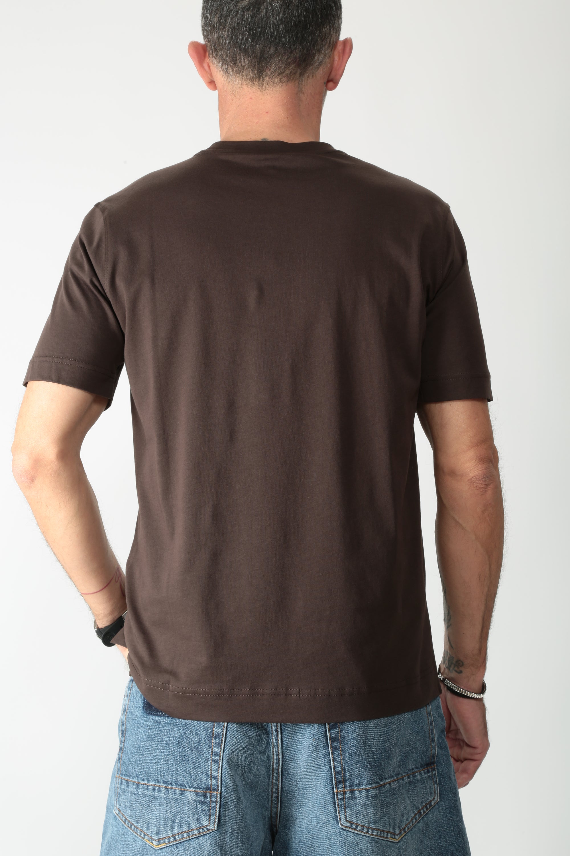 https://admin.shopify.com/store/gulieshop/products/15922558370141#:~:text=https%3A//www.gulieshop.it%20%E2%80%BA%20products%20%E2%80%BA%20diktat%2Dt%2Dshirt%2Dregular%2Dfit%2Dd17%2D106