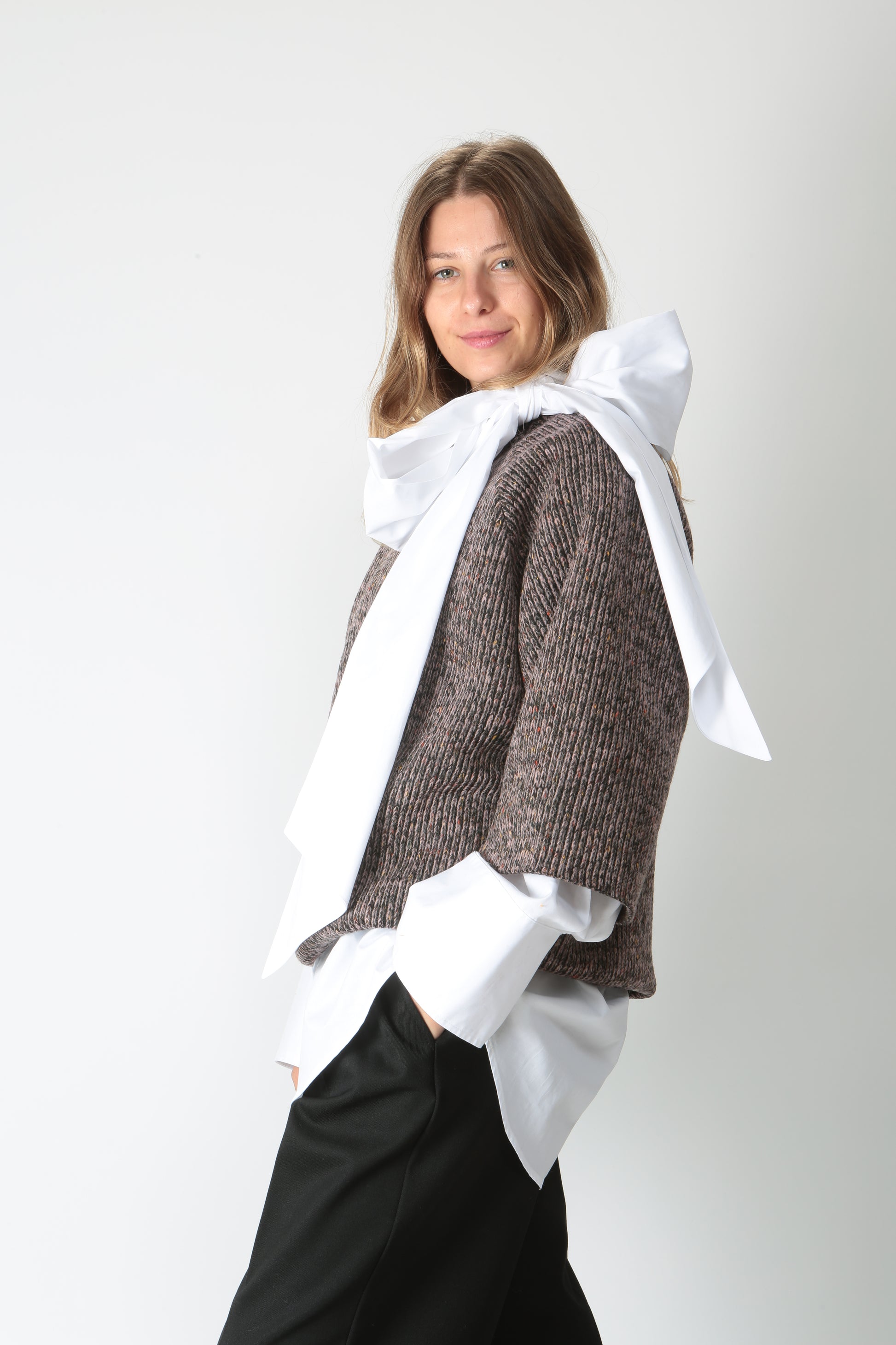 https://admin.shopify.com/store/gulieshop/products/9773926252893#:~:text=https%3A//www.gulieshop.it%20%E2%80%BA%20products%20%E2%80%BA%20the%2Dm%2Dmaglia%2Da%2Dcoste%2Din%2Dmisto%2Dlana%2Dmarian