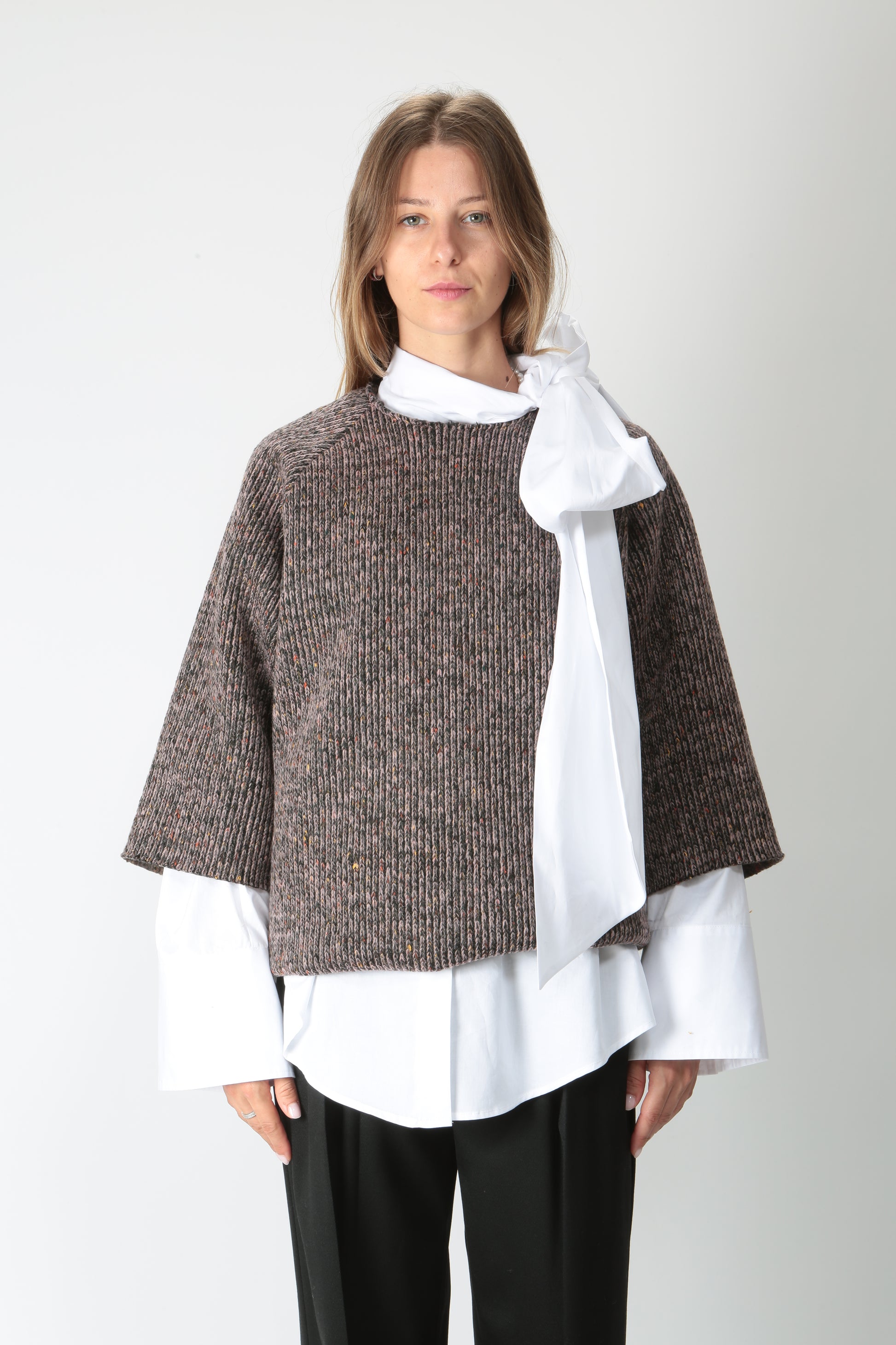 https://admin.shopify.com/store/gulieshop/products/9773926252893#:~:text=https%3A//www.gulieshop.it%20%E2%80%BA%20products%20%E2%80%BA%20the%2Dm%2Dmaglia%2Da%2Dcoste%2Din%2Dmisto%2Dlana%2Dmarian