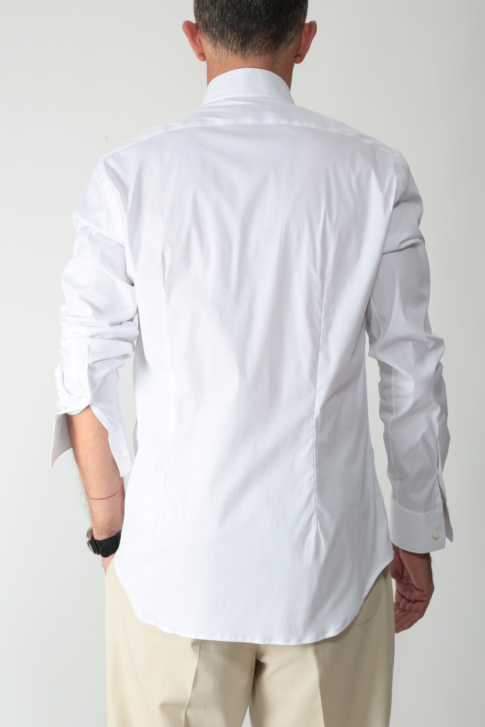 https://admin.shopify.com/store/gulieshop/products/15922558894429#:~:text=https%3A//www.gulieshop.it%20%E2%80%BA%20products%20%E2%80%BA%20xacus%2Dcamicia%2Dda%2Dcerimonia%2D541ml%2D16125
