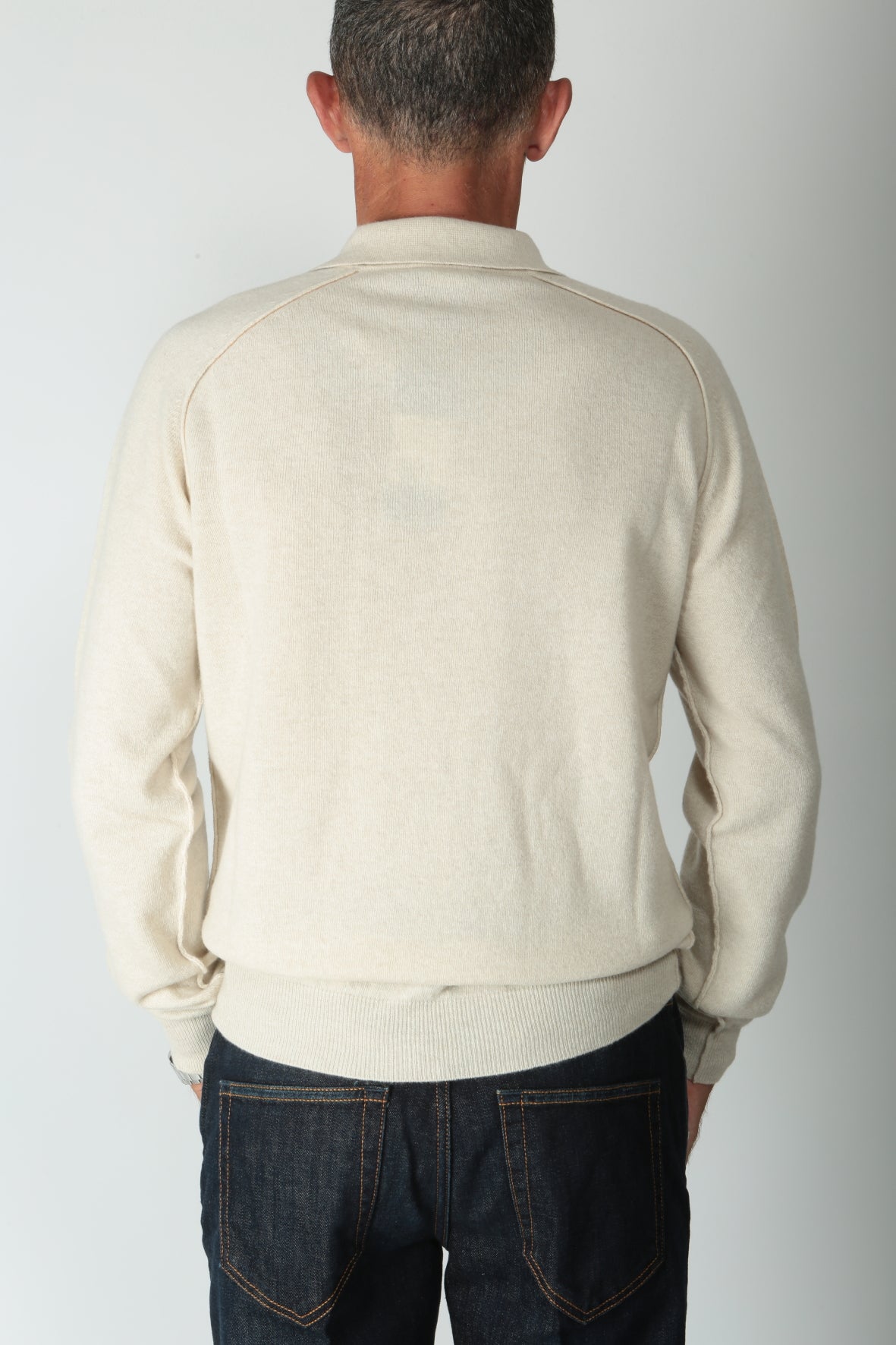 https://admin.shopify.com/store/gulieshop/products/9835867046237#:~:text=https%3A//www.gulieshop.it%20%E2%80%BA%20products%20%E2%80%BA%20r%2Dcollina%2Dmaglia%2Dpolo%2Din%2Dlana%2De%2Dcachemire%2Dra38004