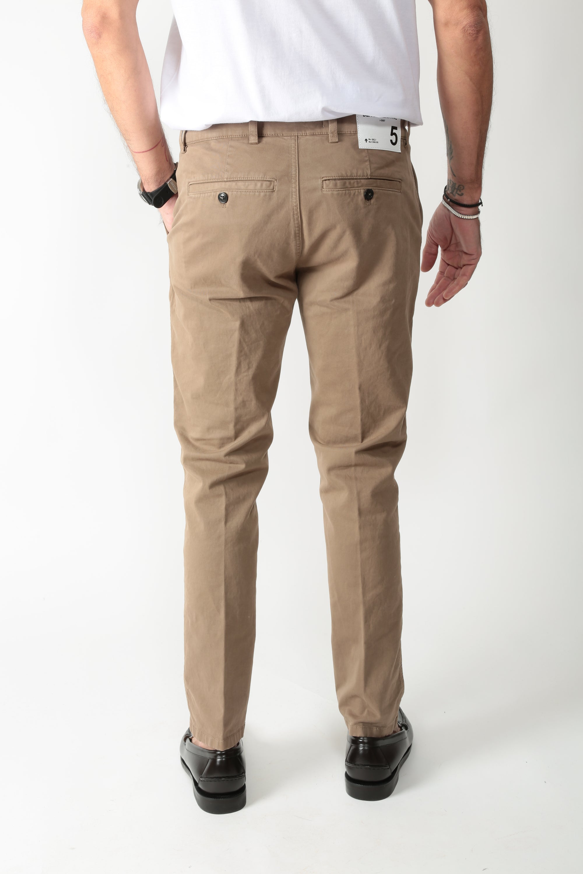 https://admin.shopify.com/store/gulieshop/products/15922557485405#:~:text=https%3A//www.gulieshop.it%20%E2%80%BA%20products%20%E2%80%BA%20department%2D5%2Dpantalone%2Dchino%2Dprince%2Dup52151d1ts0086002