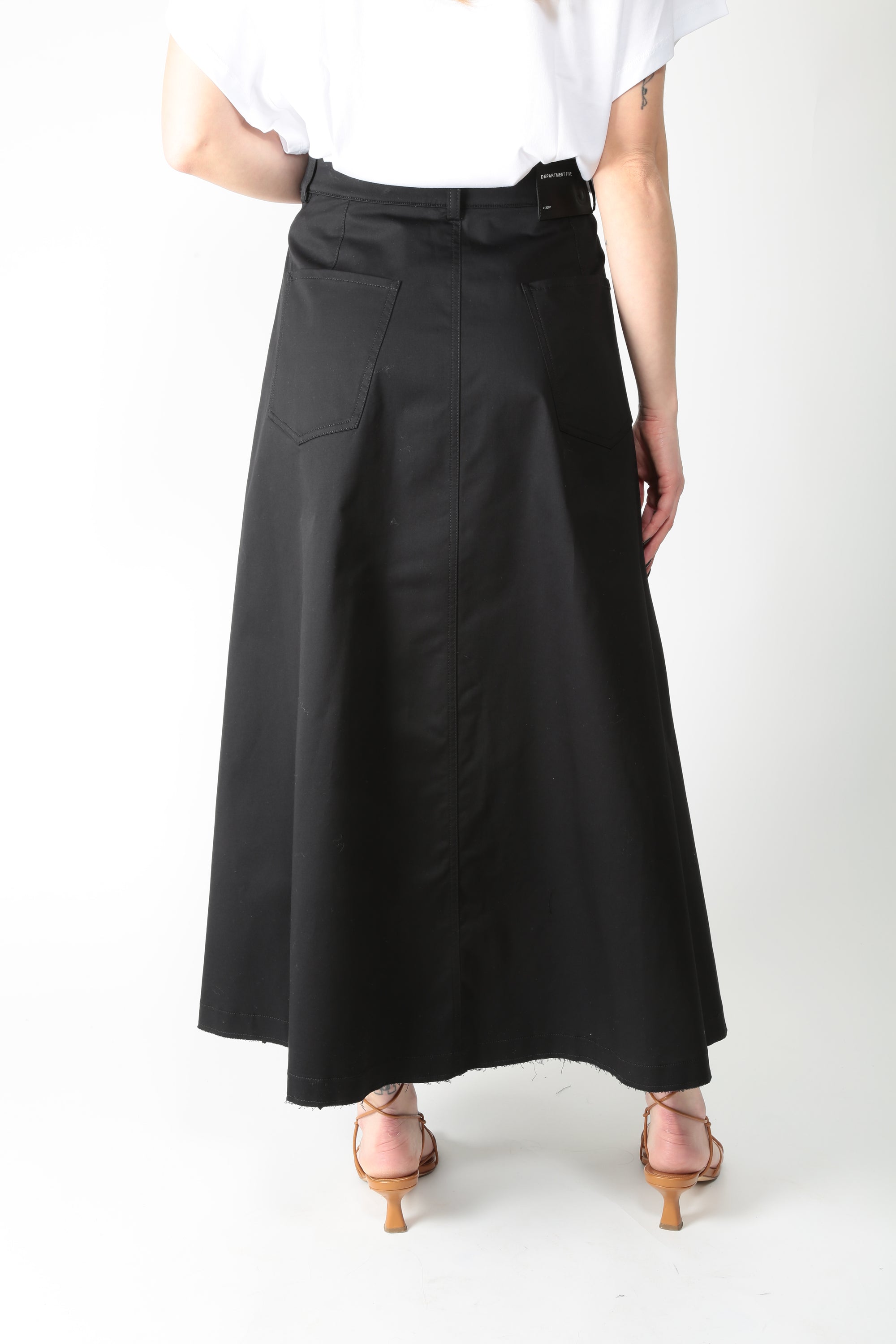 https://admin.shopify.com/store/gulieshop/products/15892665958749#:~:text=https%3A//www.gulieshop.it%20%E2%80%BA%20products%20%E2%80%BA%20department%2D5%2Dgonna%2Dsvasata%2Dohio%2Ddg05552m2ts0207000