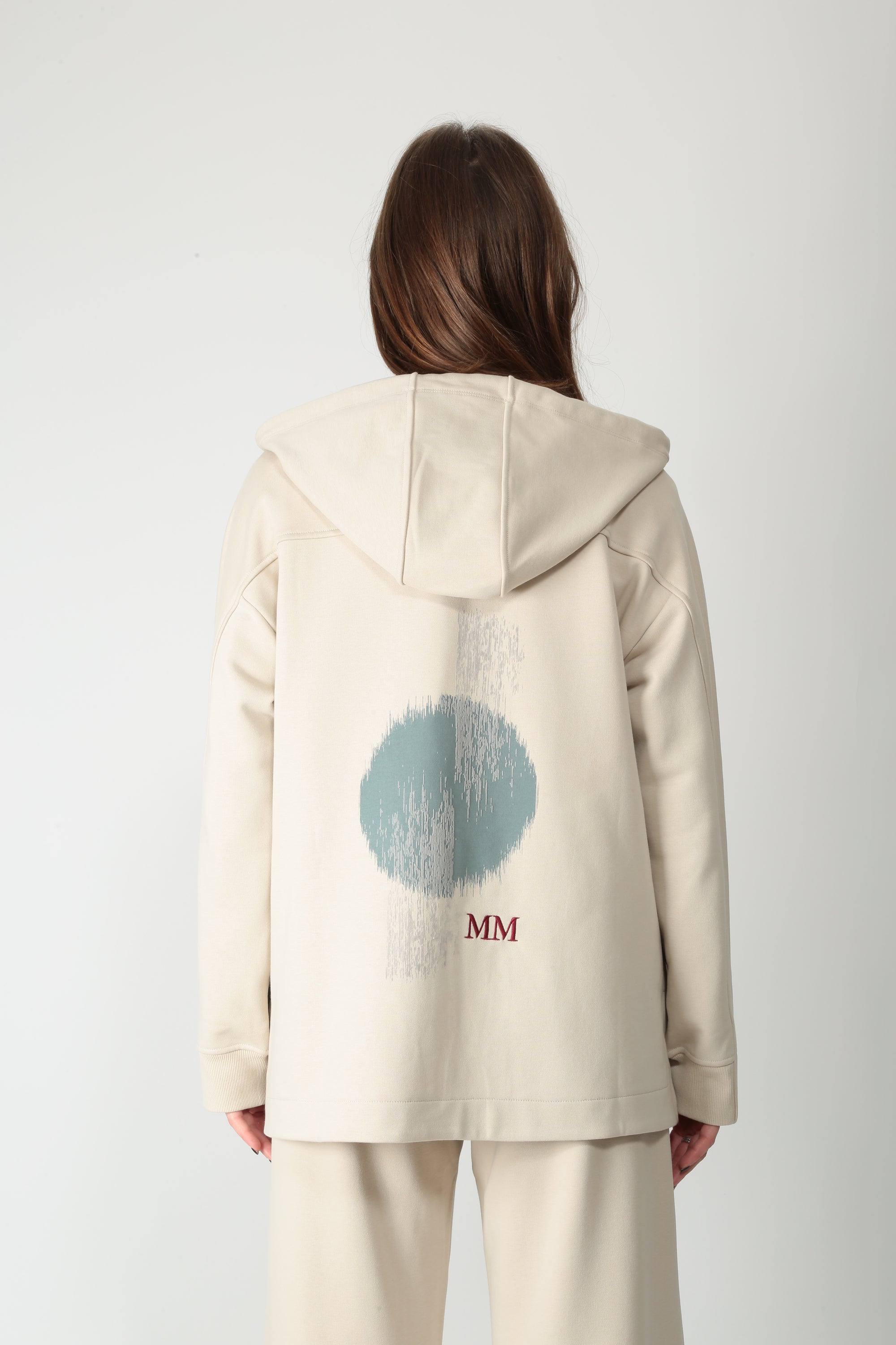 https://admin.shopify.com/store/gulieshop/products/15909805916509#:~:text=https%3A//www.gulieshop.it%20%E2%80%BA%20products%20%E2%80%BA%20maxmara%2Dmm%2Dfelpa%2Dcon%2Dzip%2Dmmlcloro