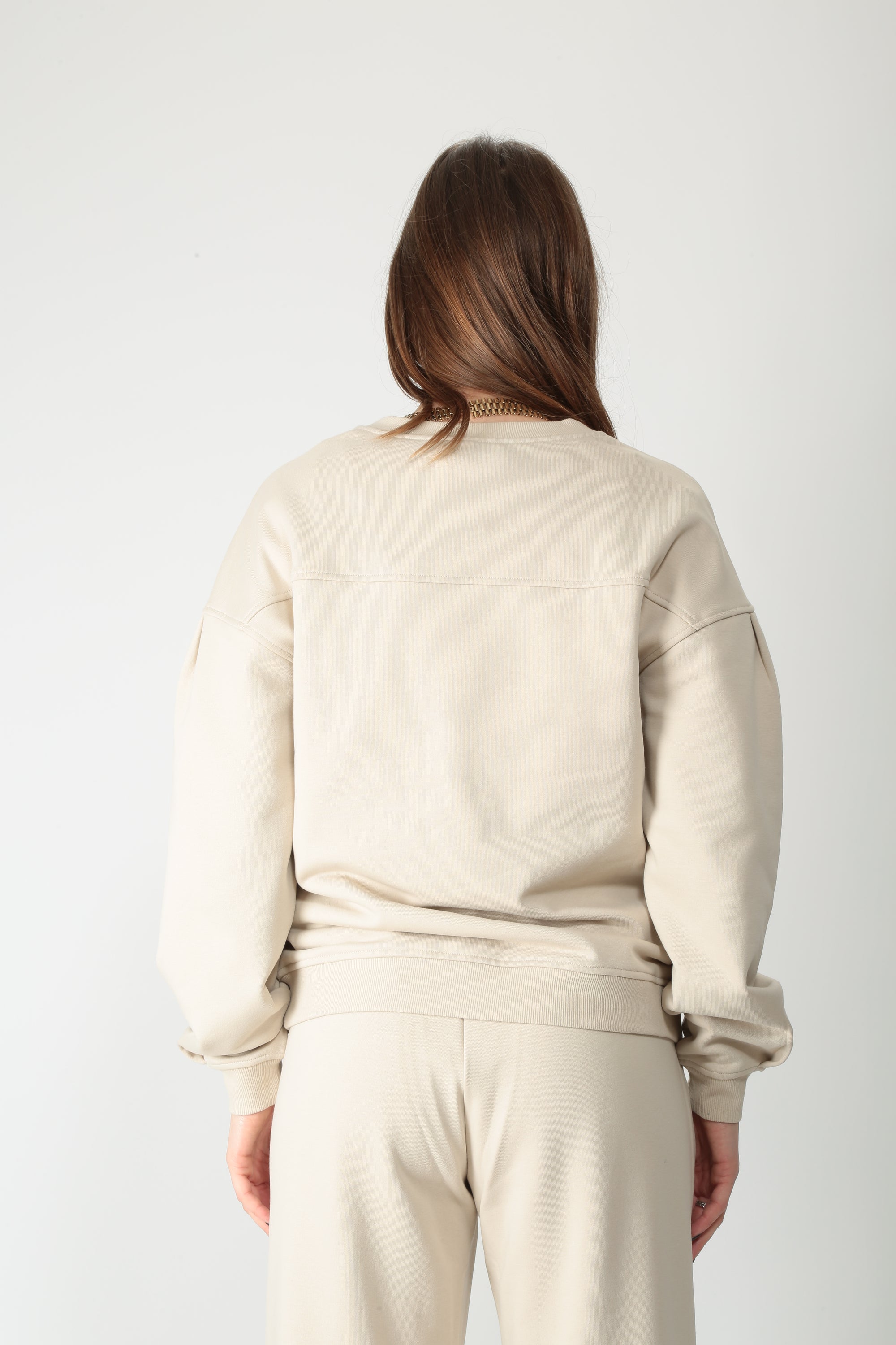 https://admin.shopify.com/store/gulieshop/products/15909805818205#:~:text=https%3A//www.gulieshop.it%20%E2%80%BA%20products%20%E2%80%BA%20maxmara%2Dmm%2Dfelpa%2Dgirocollo%2Dmmleuforico