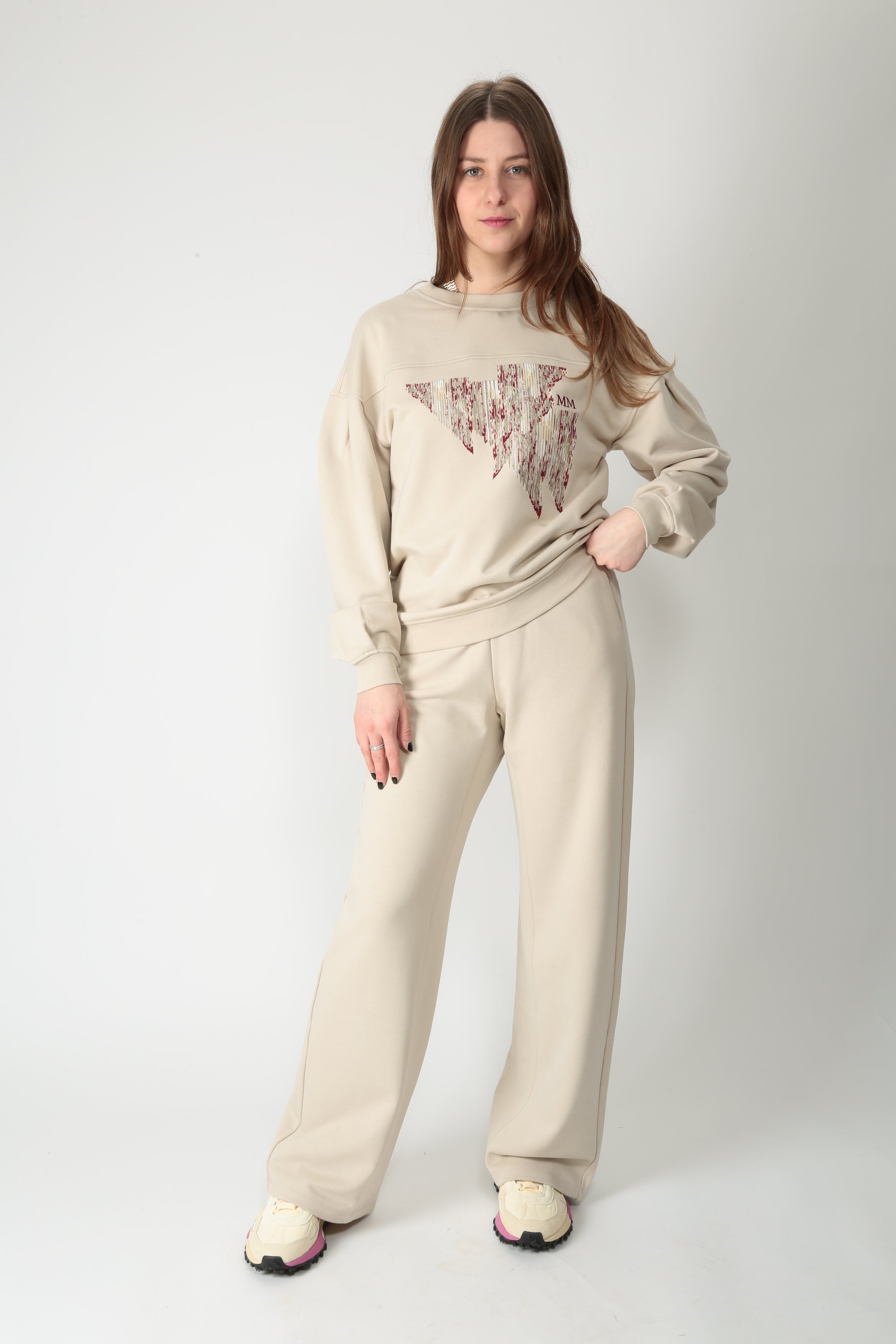 https://admin.shopify.com/store/gulieshop/products/15909805818205#:~:text=https%3A//www.gulieshop.it%20%E2%80%BA%20products%20%E2%80%BA%20maxmara%2Dmm%2Dfelpa%2Dgirocollo%2Dmmleuforico