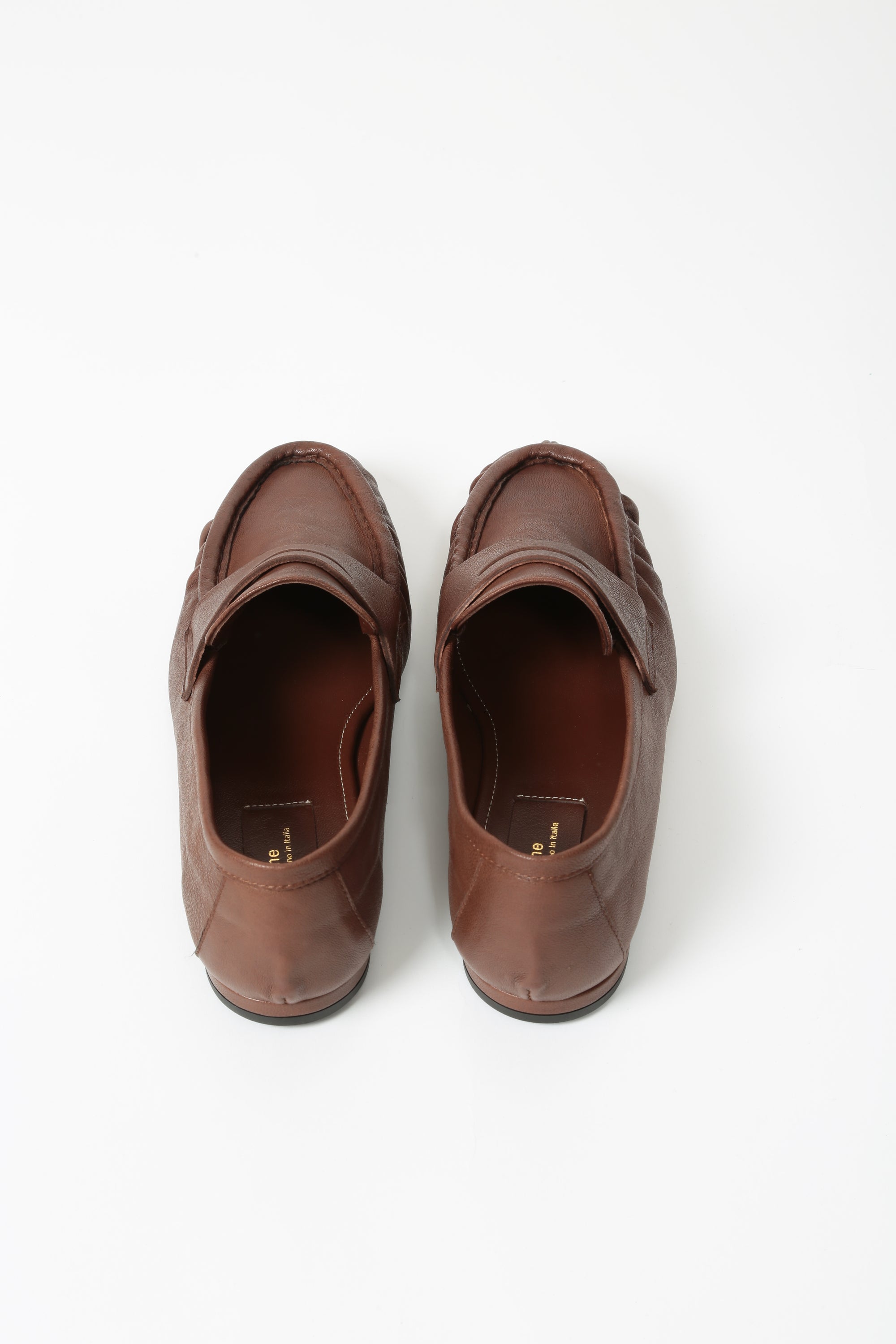https://admin.shopify.com/store/gulieshop/products/16005679874397#:~:text=https%3A//www.gulieshop.it%20%E2%80%BA%20products%20%E2%80%BA%20ame%2Dmocassino%2Darricciato%2Din%2Dpelle%2Dluisa