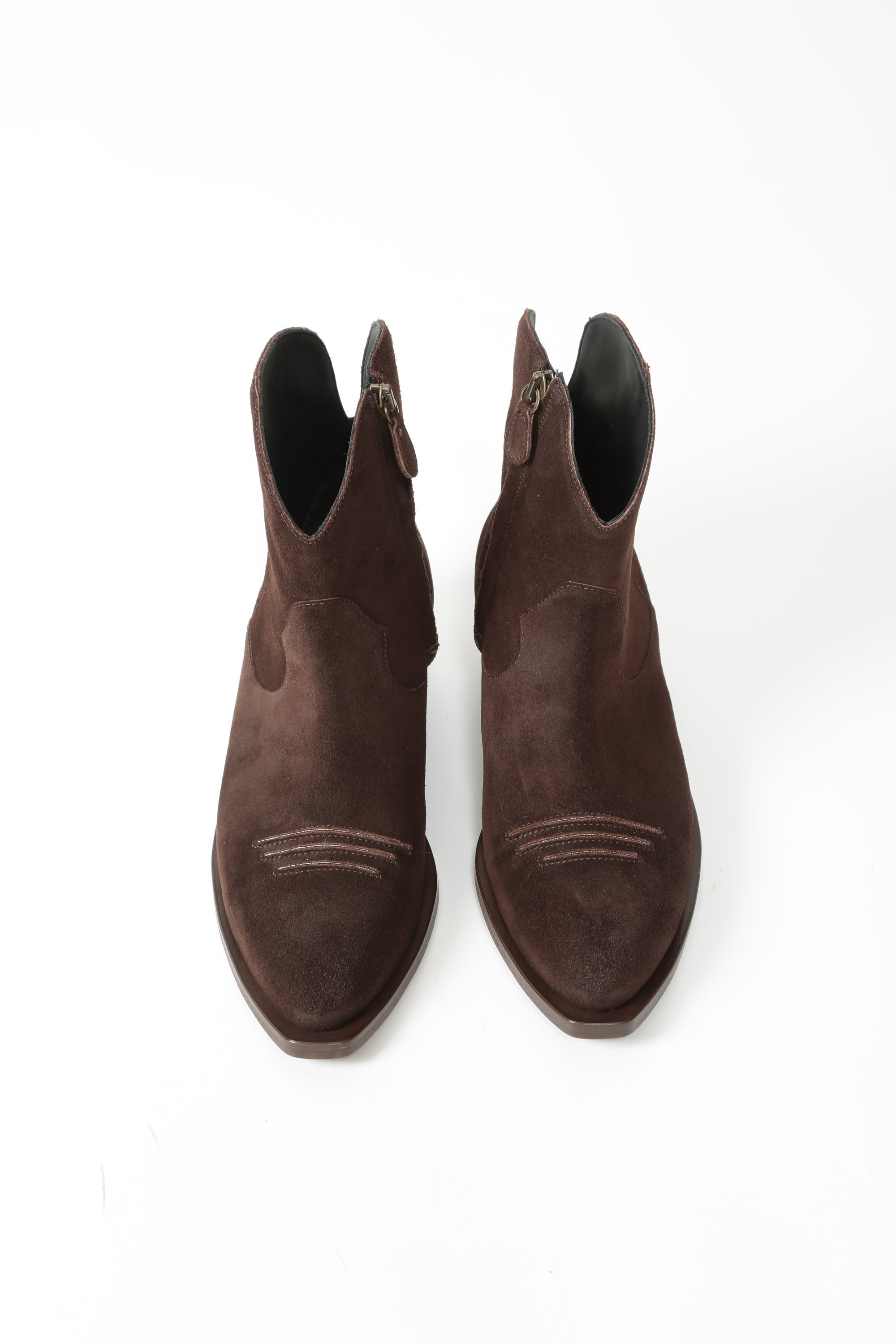 https://admin.shopify.com/store/gulieshop/products/16005715722589#:~:text=https%3A//www.gulieshop.it%20%E2%80%BA%20products%20%E2%80%BA%20ame%2Dtexano%2Din%2Dpelle%2Dscamosciata%2Djazz%2Droll