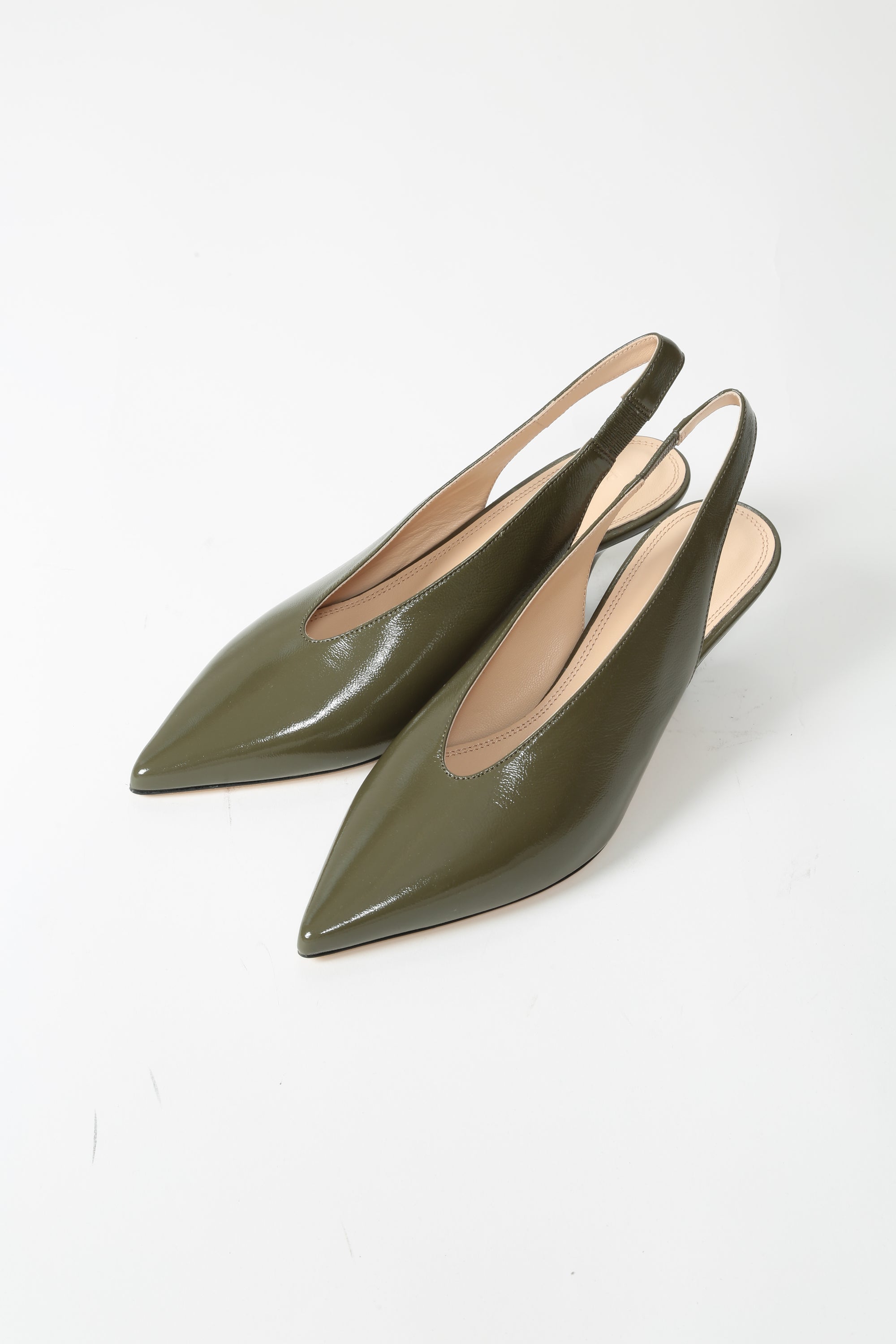 https://admin.shopify.com/store/gulieshop/products/16084760527197#:~:text=https%3A//www.gulieshop.it%20%E2%80%BA%20products%20%E2%80%BA%20prosperine%2Dslingback%2Din%2Dpelle%2D2811%2Dhmi