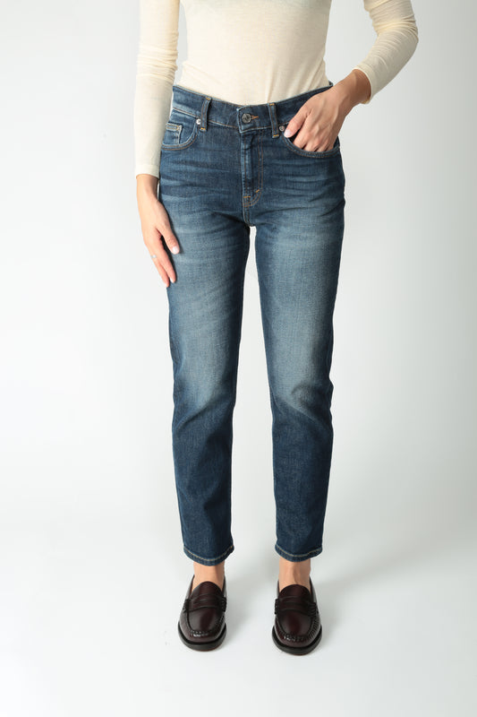 https://admin.shopify.com/store/gulieshop/products/15505929961821#:~:text=https%3A//www.gulieshop.it%20%E2%80%BA%20products%20%E2%80%BA%20department%2D5%2Djeans%2Dboy%2Dfit%2Dtama%2Ddp55551d2ds0070419