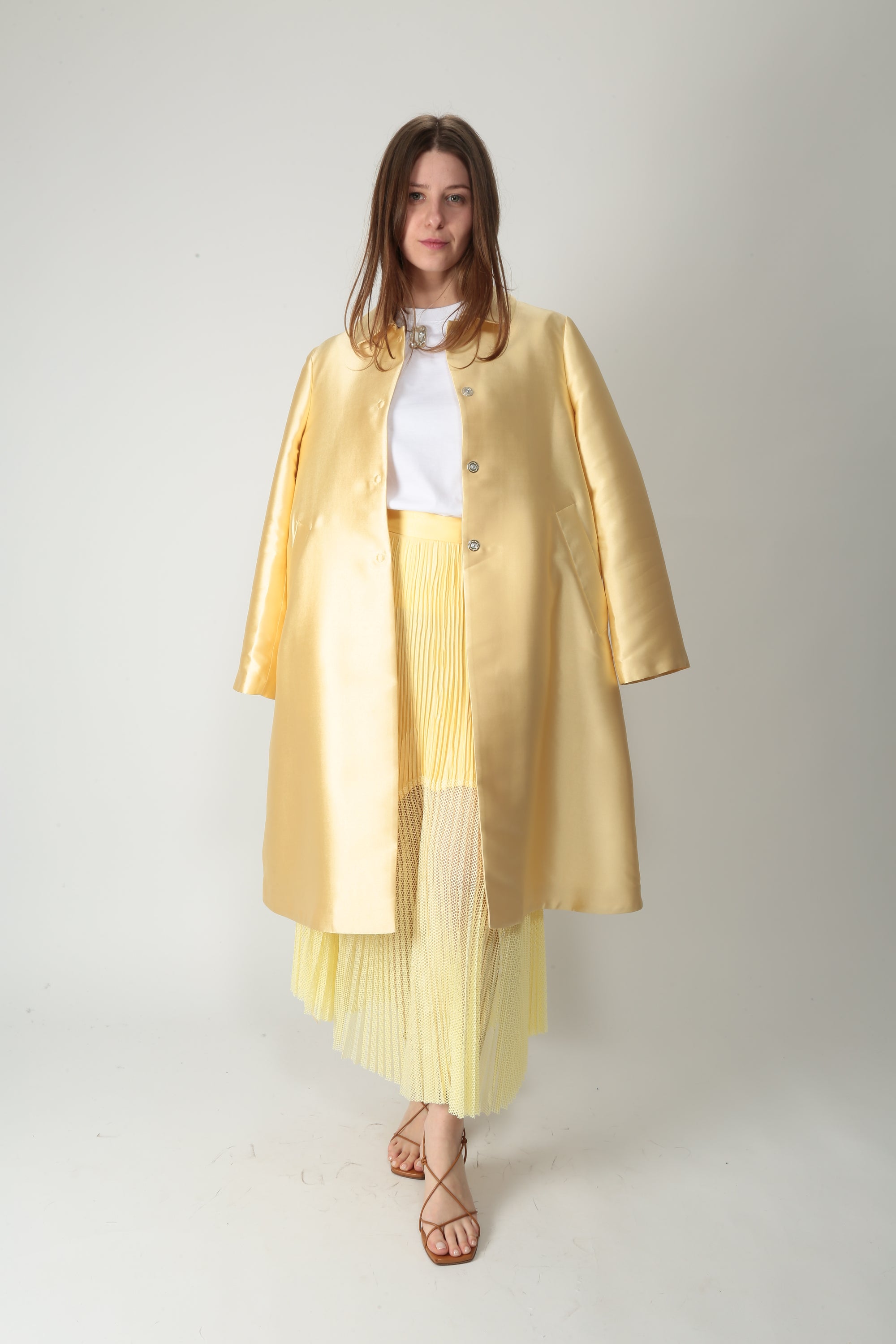 https://admin.shopify.com/store/gulieshop/products/16027972239709#:~:text=https%3A//www.gulieshop.it%20%E2%80%BA%20products%20%E2%80%BA%20beatrice%2Dspolvero%2Dlungo%2D26fe2657mozart