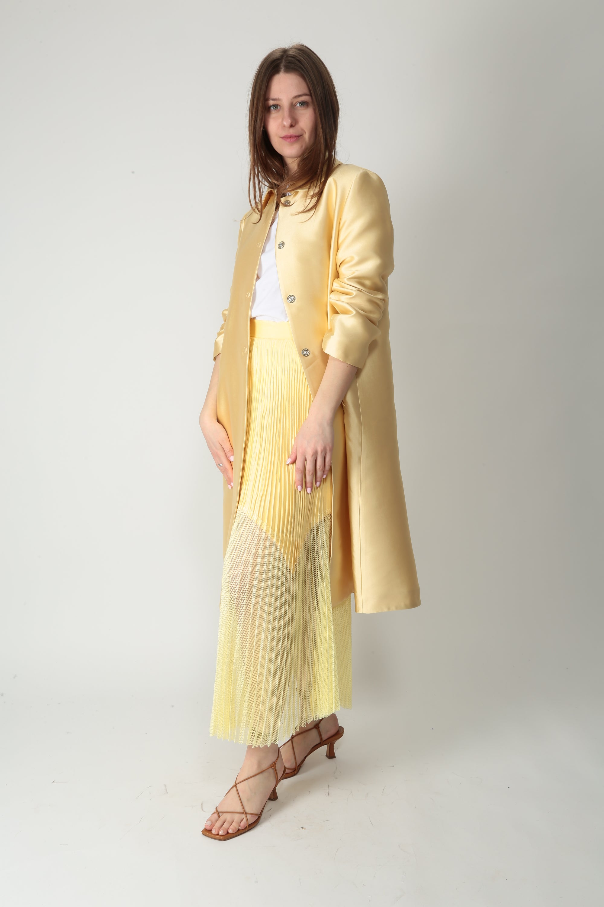 https://admin.shopify.com/store/gulieshop/products/16027972239709#:~:text=https%3A//www.gulieshop.it%20%E2%80%BA%20products%20%E2%80%BA%20beatrice%2Dspolvero%2Dlungo%2D26fe2657mozart