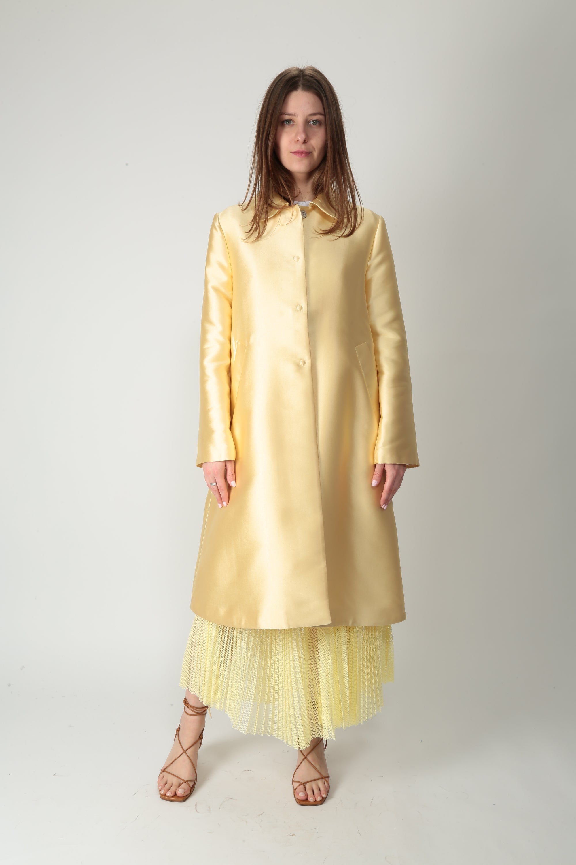 https://admin.shopify.com/store/gulieshop/products/16027972239709#:~:text=https%3A//www.gulieshop.it%20%E2%80%BA%20products%20%E2%80%BA%20beatrice%2Dspolvero%2Dlungo%2D26fe2657mozart