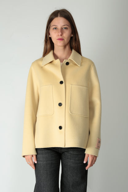 https://admin.shopify.com/store/gulieshop/products/15580039053661#:~:text=https%3A//www.gulieshop.it%20%E2%80%BA%20products%20%E2%80%BA%20solotre%2Dgiacca%2Din%2Dlana%2De%2Dcachemire%2Dm1f0007