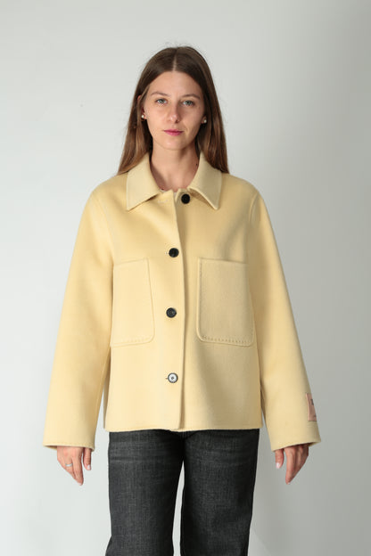 https://admin.shopify.com/store/gulieshop/products/15580039053661#:~:text=https%3A//www.gulieshop.it%20%E2%80%BA%20products%20%E2%80%BA%20solotre%2Dgiacca%2Din%2Dlana%2De%2Dcachemire%2Dm1f0007