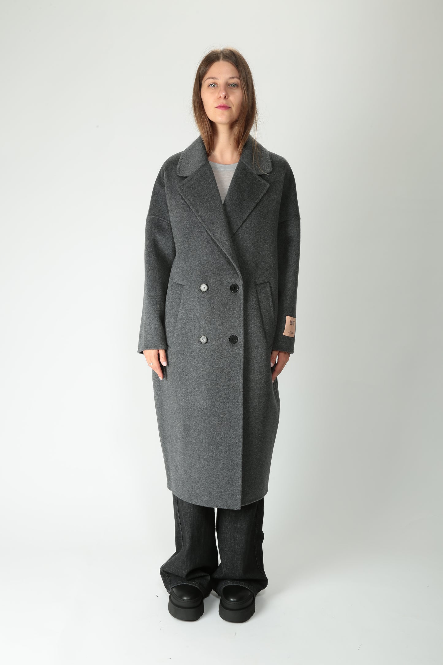 https://admin.shopify.com/store/gulieshop/products/15580038922589#:~:text=https%3A//www.gulieshop.it%20%E2%80%BA%20products%20%E2%80%BA%20solotre%2Dcappotto%2Din%2Dlana%2De%2Dcachemire%2Dm1f001
