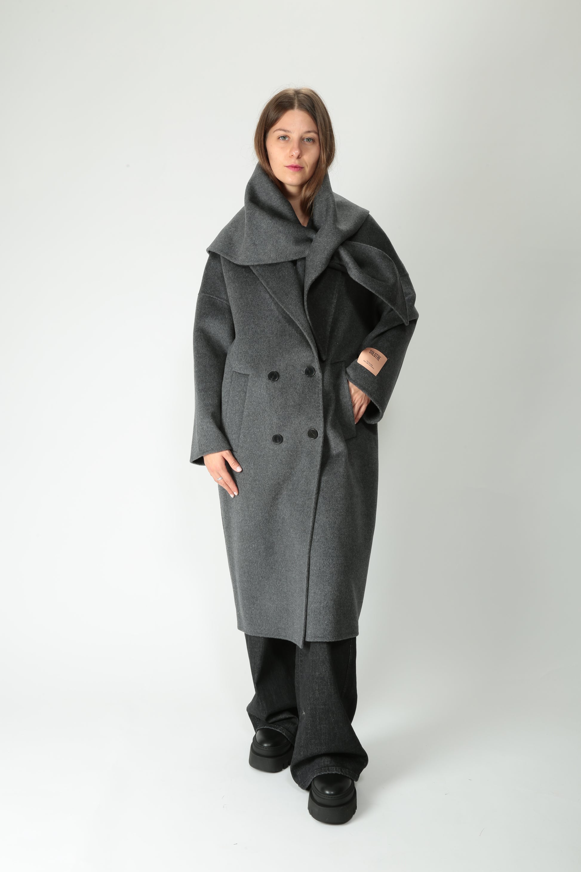https://admin.shopify.com/store/gulieshop/products/15580038922589#:~:text=https%3A//www.gulieshop.it%20%E2%80%BA%20products%20%E2%80%BA%20solotre%2Dcappotto%2Din%2Dlana%2De%2Dcachemire%2Dm1f001
