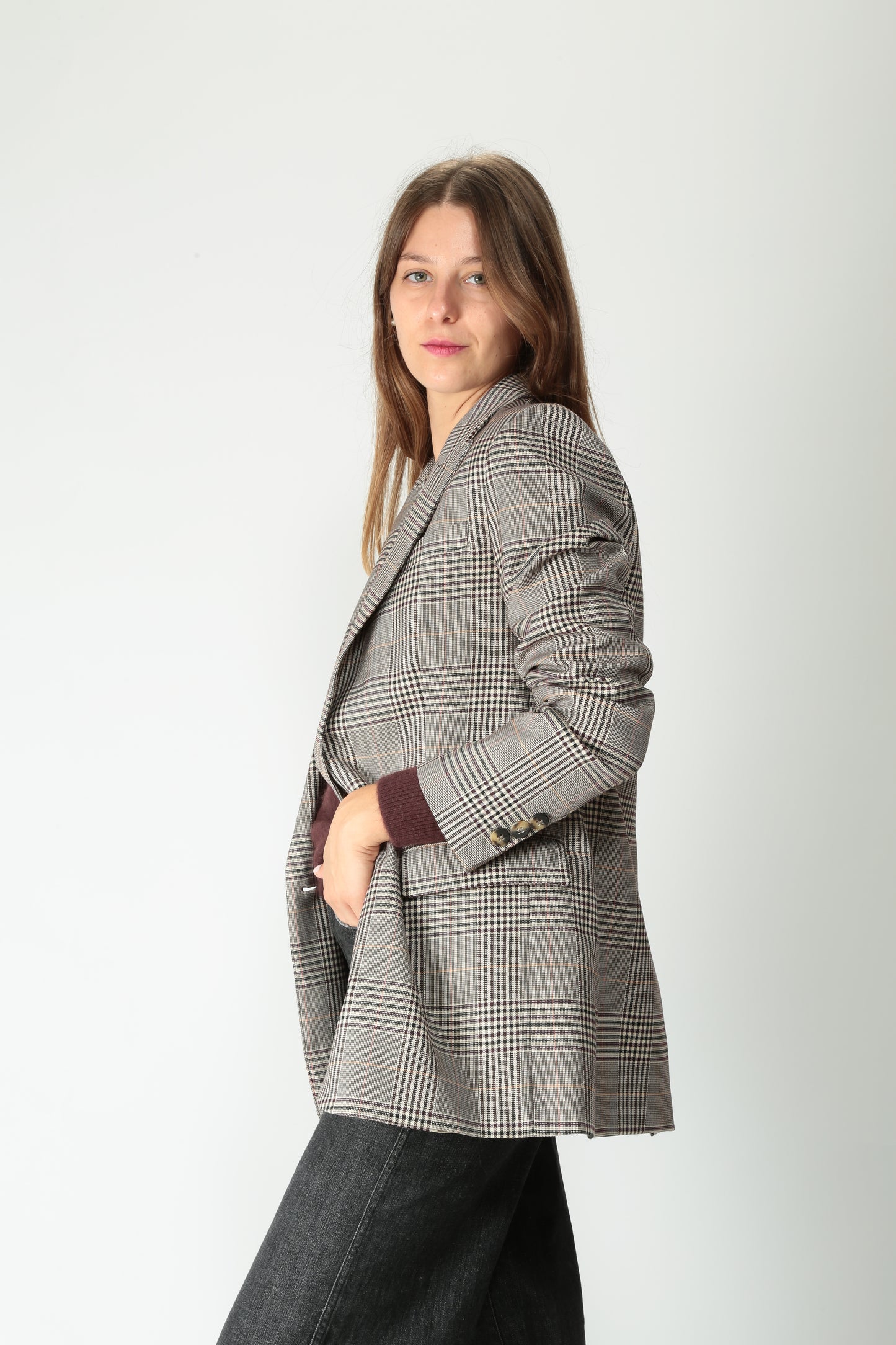 https://admin.shopify.com/store/gulieshop/products/15580038758749#:~:text=https%3A//www.gulieshop.it%20%E2%80%BA%20products%20%E2%80%BA%20solotre%2Dgiacca%2Din%2Dprincipe%2Ddi%2Dgalles%2Dm1f0192
