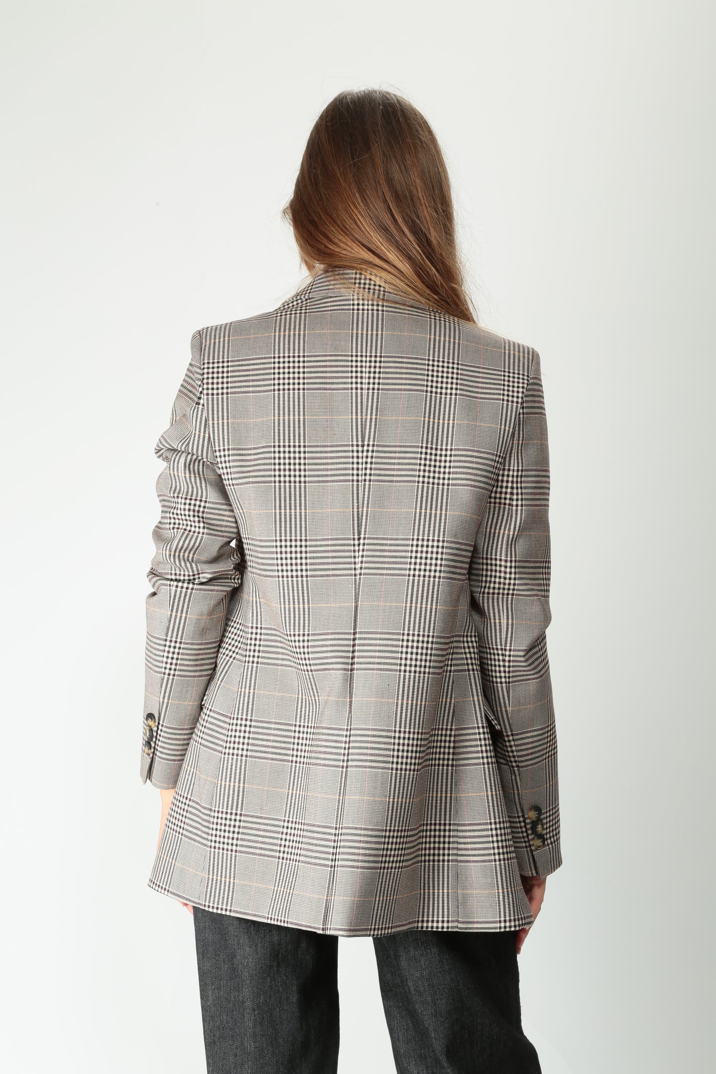 https://admin.shopify.com/store/gulieshop/products/15580038758749#:~:text=https%3A//www.gulieshop.it%20%E2%80%BA%20products%20%E2%80%BA%20solotre%2Dgiacca%2Din%2Dprincipe%2Ddi%2Dgalles%2Dm1f0192