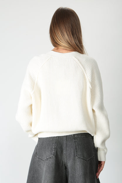 https://admin.shopify.com/store/gulieshop/products/9877532803421#:~:text=https%3A//www.gulieshop.it%20%E2%80%BA%20products%20%E2%80%BA%20jei%2Do%2Dcardigan%2Da%2Dcoste%2Dcropped%2D4365