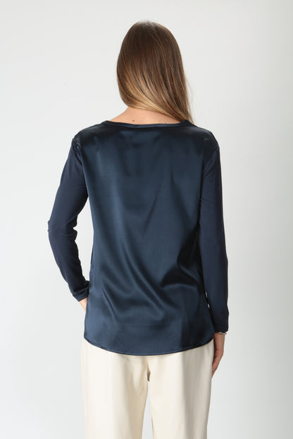 https://admin.shopify.com/store/gulieshop/products/9890716811613#:~:text=https%3A//www.gulieshop.it%20%E2%80%BA%20products%20%E2%80%BA%20maida%2Dmila%2Dt%2Dshirt%2Din%2Dseta%2Dmanica%2Dlunga%2D245m1004%2D1