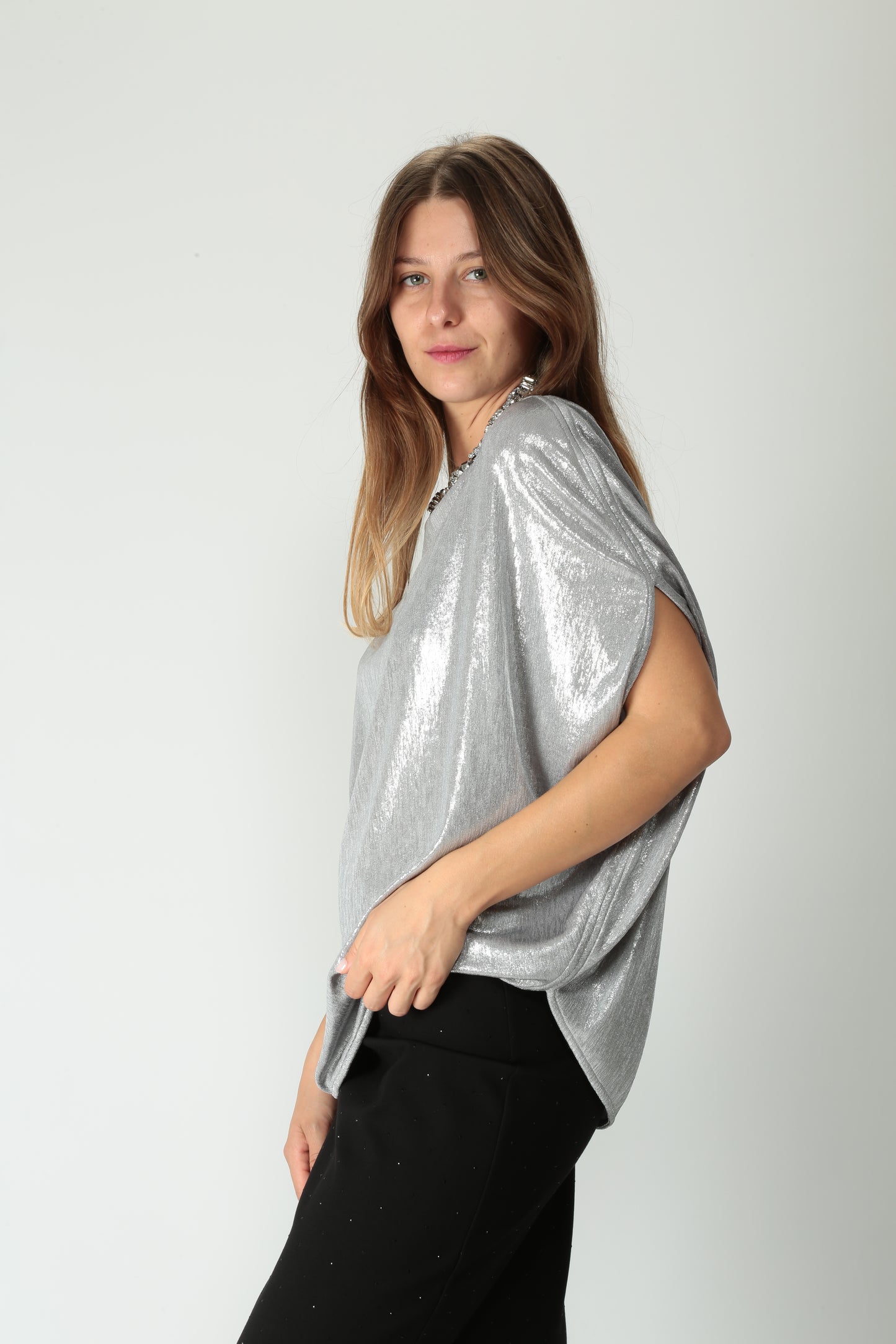 https://admin.shopify.com/store/gulieshop/products/15579495956829#:~:text=https%3A//www.gulieshop.it%20%E2%80%BA%20products%20%E2%80%BA%20meimeij%2Dblusa%2Dsmanicata%2Dm5fw00