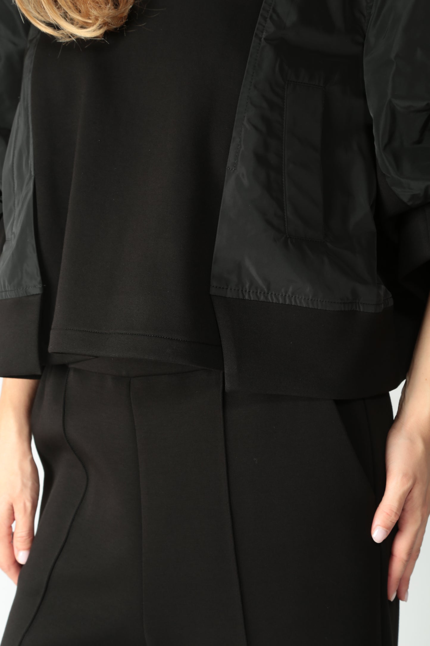 https://admin.shopify.com/store/gulieshop/products/15579497005405#:~:text=https%3A//www.gulieshop.it%20%E2%80%BA%20products%20%E2%80%BA%20meimeij%2Dblusa%2Dcon%2Dinserti%2Dtrecnici%2Dm5fd00