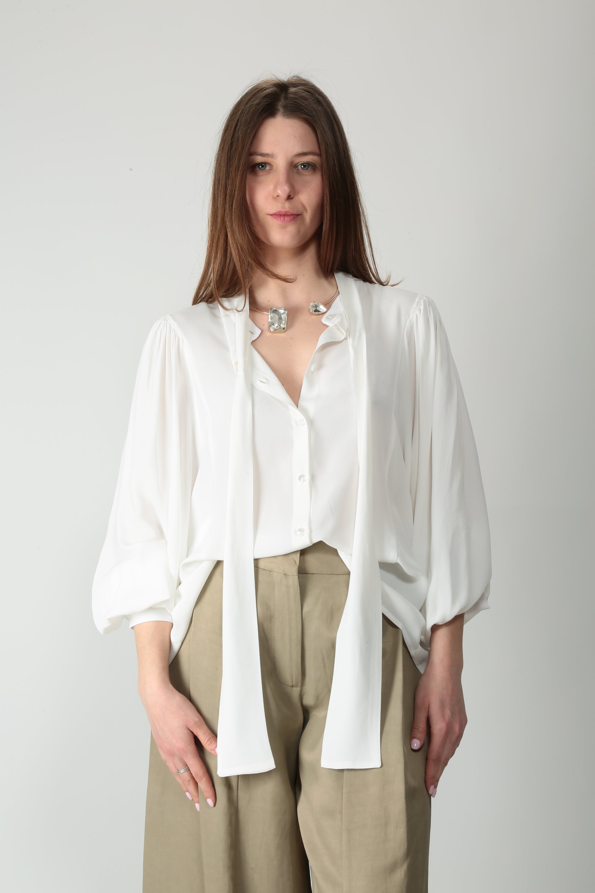 https://admin.shopify.com/store/gulieshop/products/16006686474589#:~:text=https%3A//www.gulieshop.it%20%E2%80%BA%20products%20%E2%80%BA%20meimeij%2Dcamicia%2Dcon%2Dfiocco%2Dm6pe03