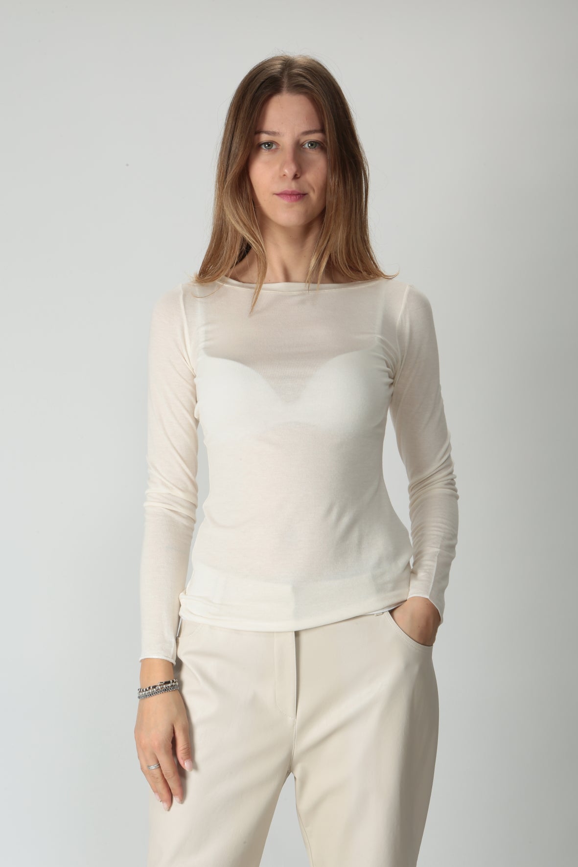 https://admin.shopify.com/store/gulieshop/products/9890694103389#:~:text=https%3A//www.gulieshop.it%20%E2%80%BA%20products%20%E2%80%BA%20purotatto%2Dmaglia%2Din%2Dmisto%2Dmodal%2De%2Dcachemire%2Dfw240221501%2D2