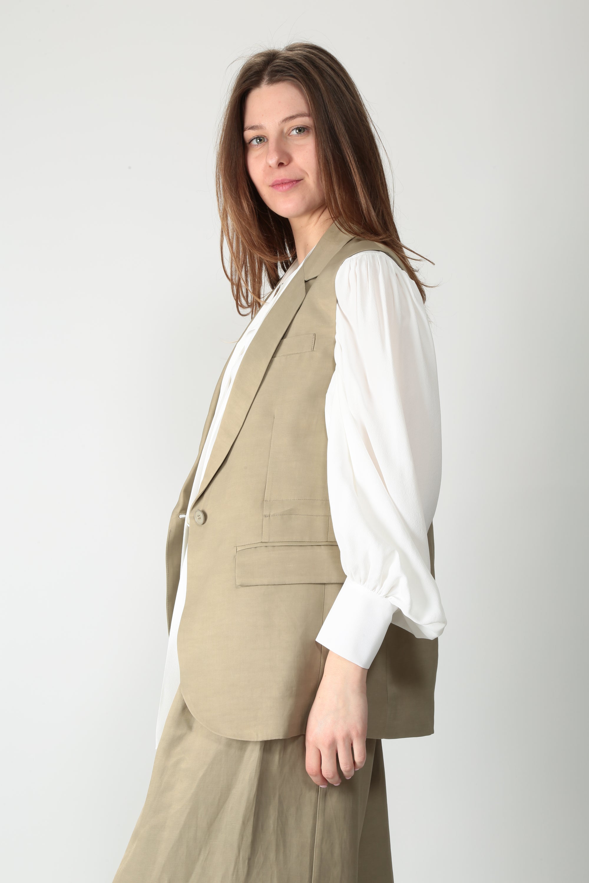 https://admin.shopify.com/store/gulieshop/products/16006686474589#:~:text=https%3A//www.gulieshop.it%20%E2%80%BA%20products%20%E2%80%BA%20meimeij%2Dcamicia%2Dcon%2Dfiocco%2Dm6pe03