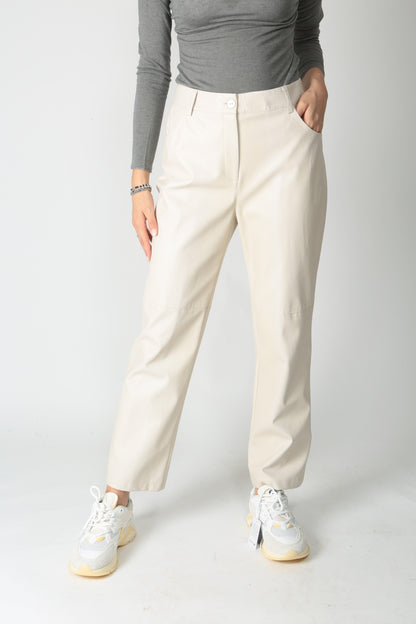 https://admin.shopify.com/store/gulieshop/products/9890694136157#:~:text=https%3A//www.gulieshop.it%20%E2%80%BA%20products%20%E2%80%BA%20purotatto%2Dpantalone%2Din%2Decopelle%2Dfw240493061