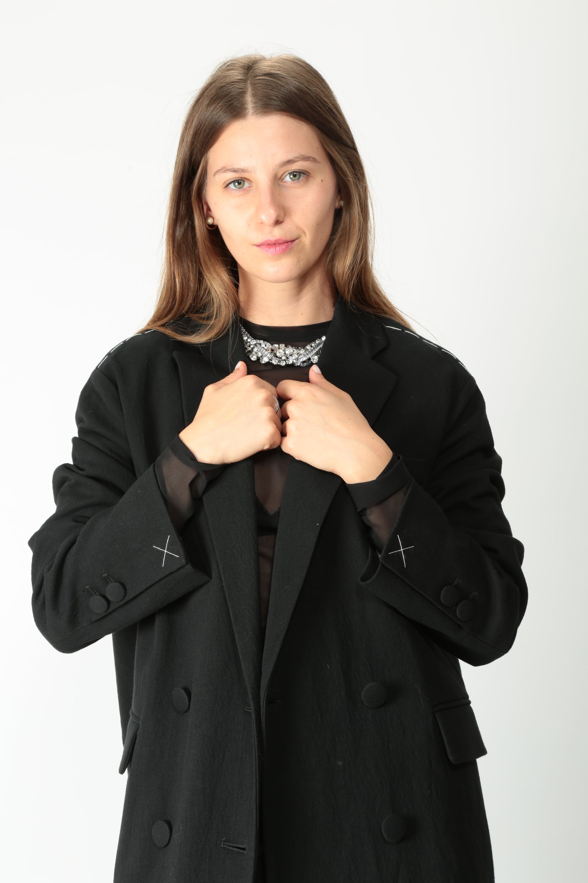 https://admin.shopify.com/store/gulieshop/products/15576519278941#:~:text=https%3A//www.gulieshop.it%20%E2%80%BA%20products%20%E2%80%BA%20tela%2Dgiacca%2Deffetto%2Dstropicciato%2Dastro