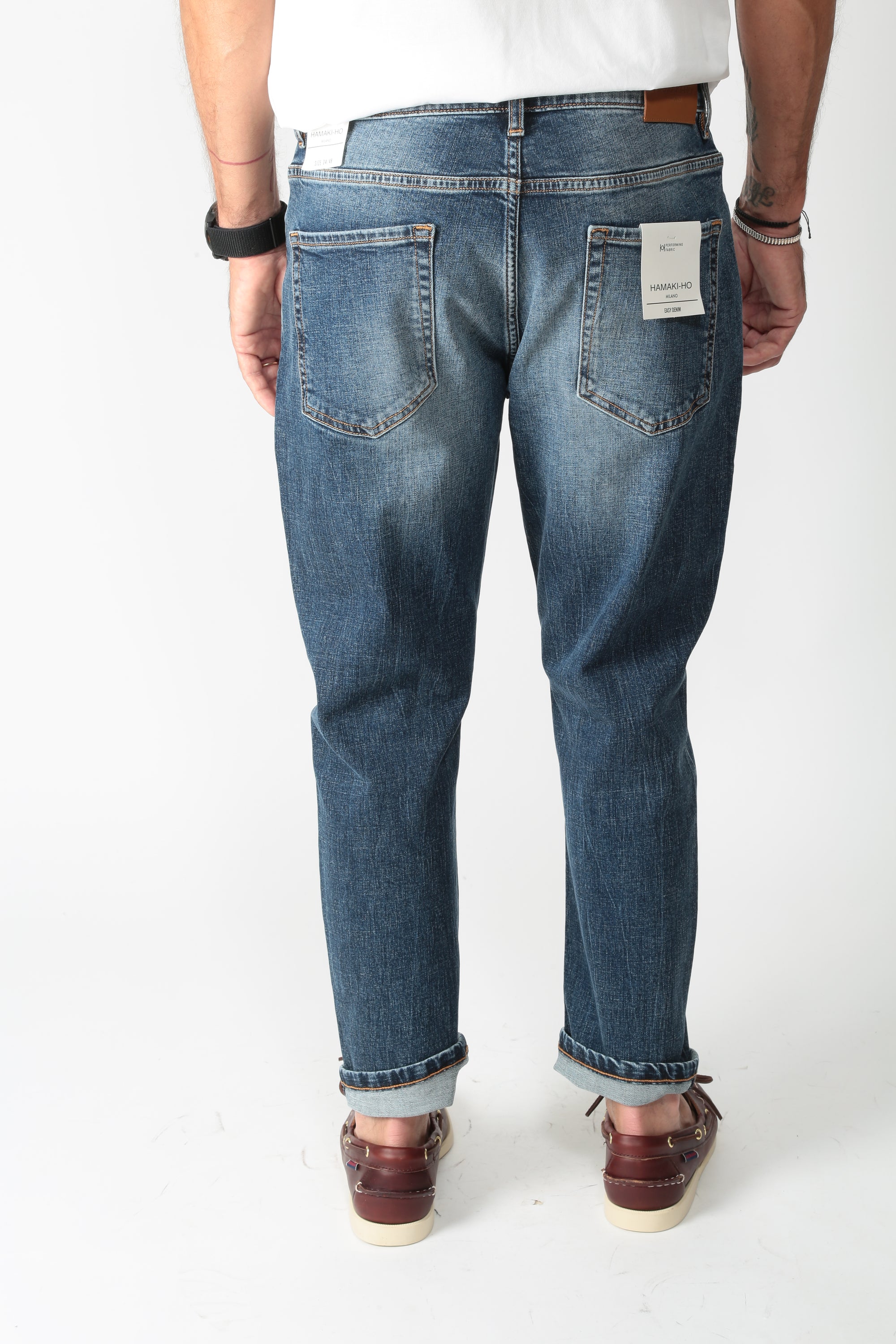 https://admin.shopify.com/store/gulieshop/products/16014679376221#:~:text=https%3A//www.gulieshop.it%20%E2%80%BA%20products%20%E2%80%BA%20hamaki%2Dho%2Djeans%2Dloose%2Dfit%2Dpje1811h