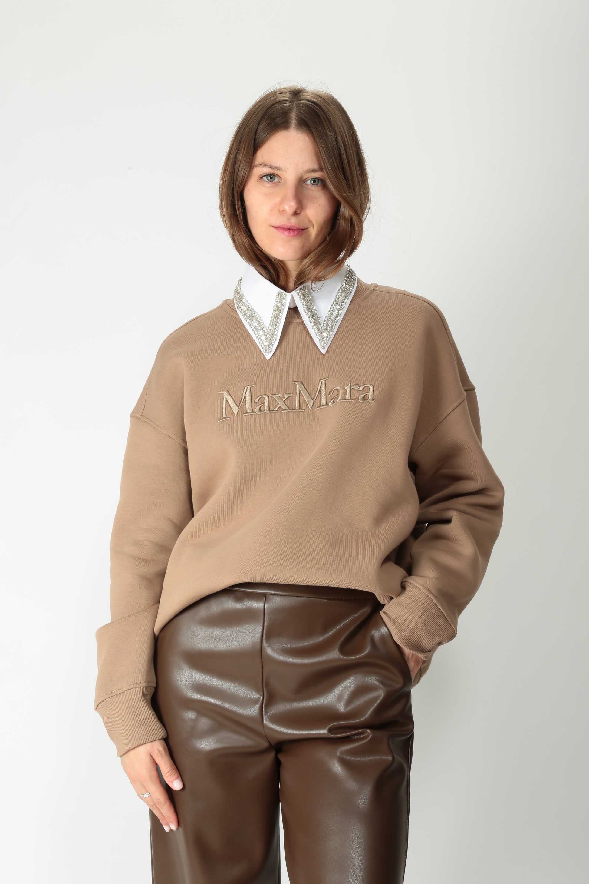 https://admin.shopify.com/store/gulieshop/products/15526146146653#:~:text=https%3A//www.gulieshop.it%20%E2%80%BA%20products%20%E2%80%BA%20s%2Dmaxmara%2Dfelpa%2Dcon%2Dtaschino%2Dmonza%2D1
