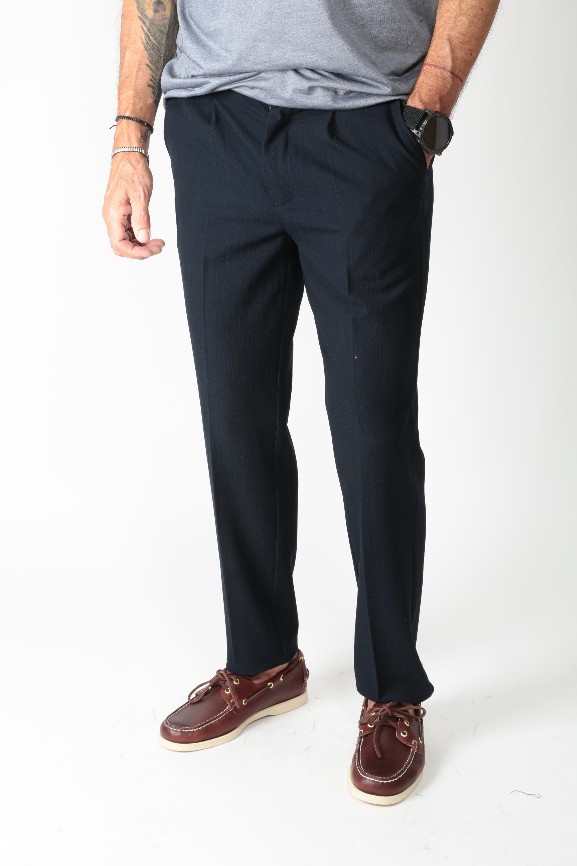 https://admin.shopify.com/store/gulieshop/products/16014679048541#:~:text=https%3A//www.gulieshop.it%20%E2%80%BA%20products%20%E2%80%BA%20hamaki%2Dho%2Dpantalone%2Dcon%2Dpinces%2Dpse1849h
