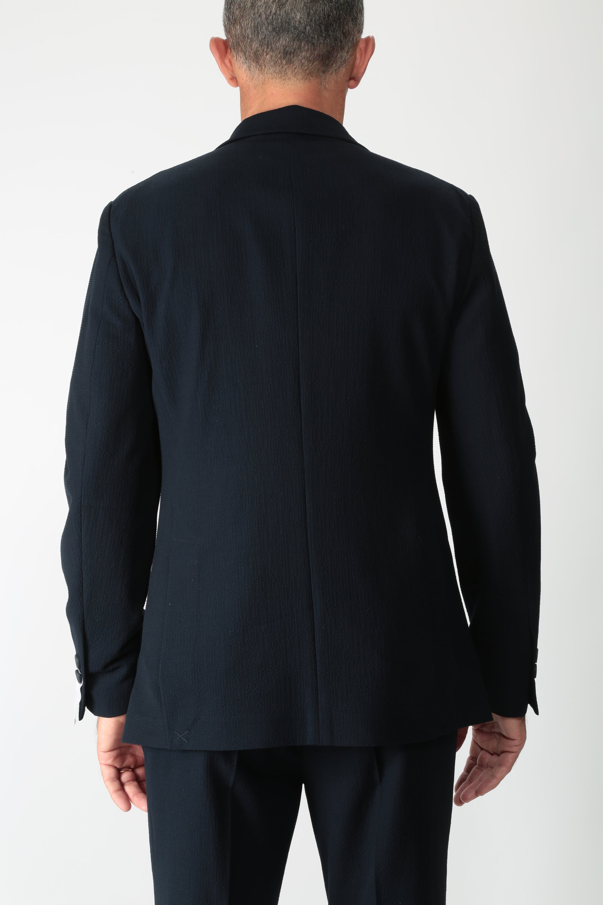https://admin.shopify.com/store/gulieshop/products/16014678851933#:~:text=https%3A//www.gulieshop.it%20%E2%80%BA%20products%20%E2%80%BA%20hamiki%2Dho%2Dgiacca%2Ddoppiopetto%2Dgae1646h
