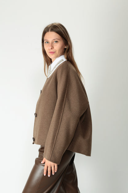 https://admin.shopify.com/store/gulieshop/products/15526146244957#:~:text=https%3A//www.gulieshop.it%20%E2%80%BA%20products%20%E2%80%BA%20s%2Dmaxmara%2Dgiacca%2Din%2Dlana%2Dcon%2Dsciarpa%2Dkate