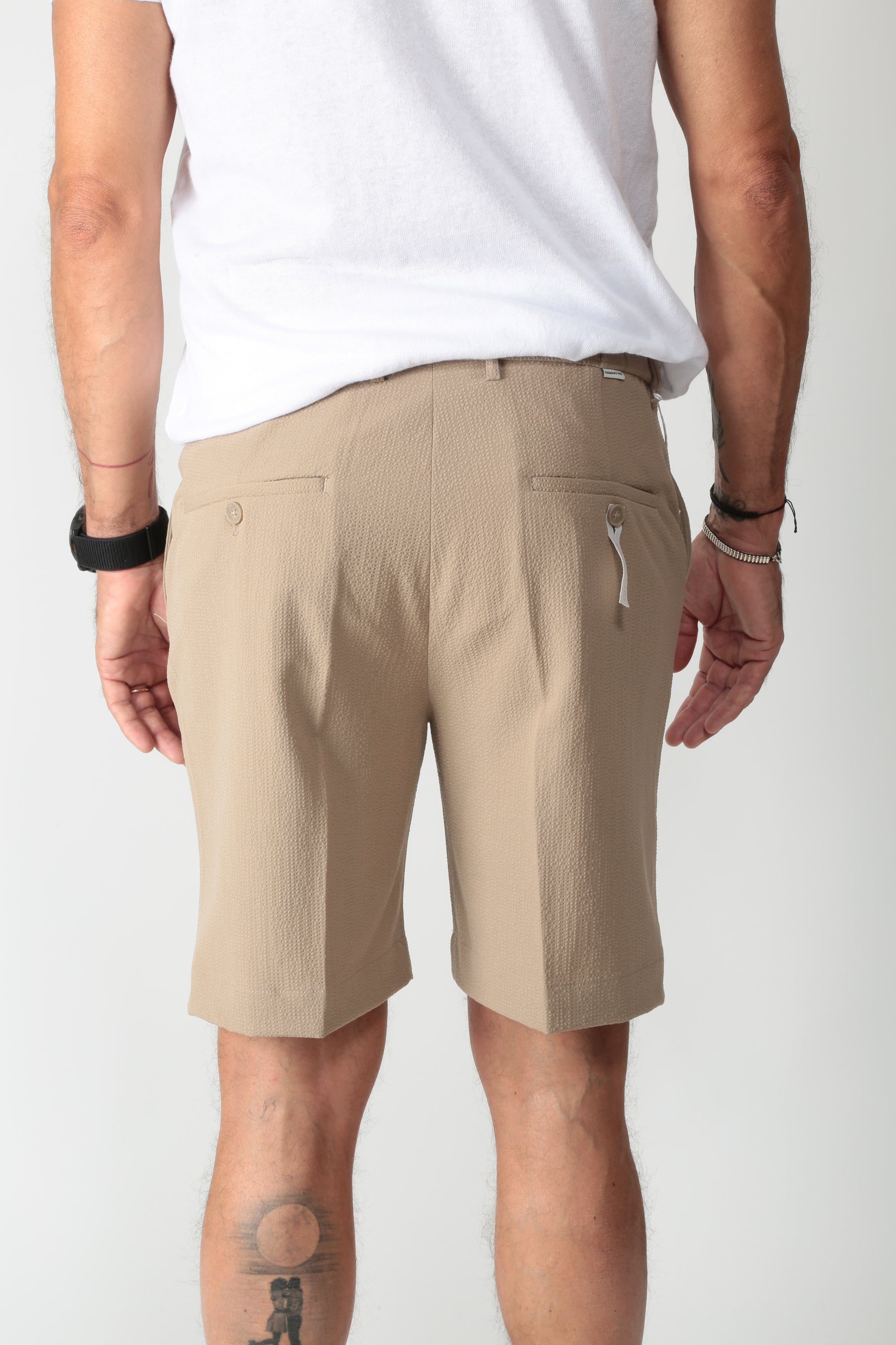 https://admin.shopify.com/store/gulieshop/products/16014679245149#:~:text=https%3A//www.gulieshop.it%20%E2%80%BA%20products%20%E2%80%BA%20hamiki%2Dho%2Dbermuda%2Deffetto%2Dgoffrato%2Dpb1850h