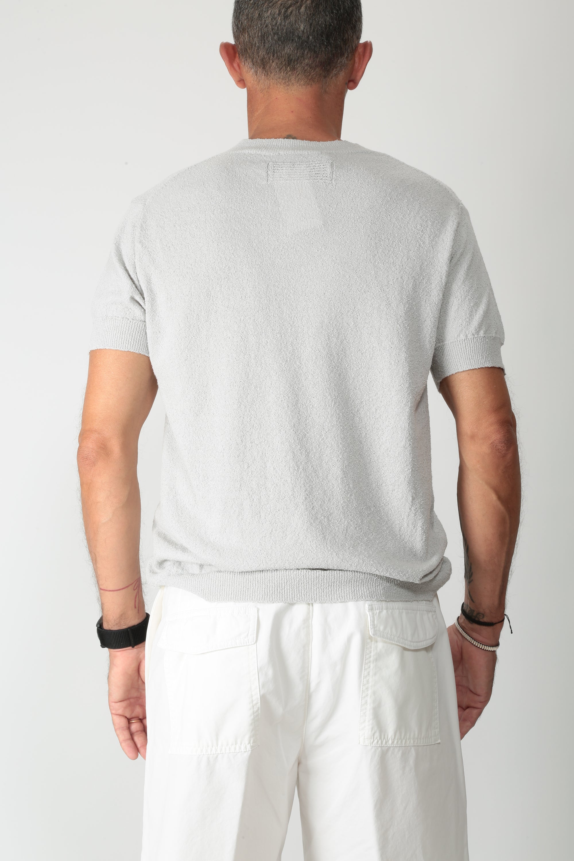 https://admin.shopify.com/store/gulieshop/products/16013192429917#:~:text=https%3A//www.gulieshop.it%20%E2%80%BA%20products%20%E2%80%BA%20d%2Dfiesoli%2Dt%2Dshirt%2Deffetto%2Dspugna%2Ddf3066