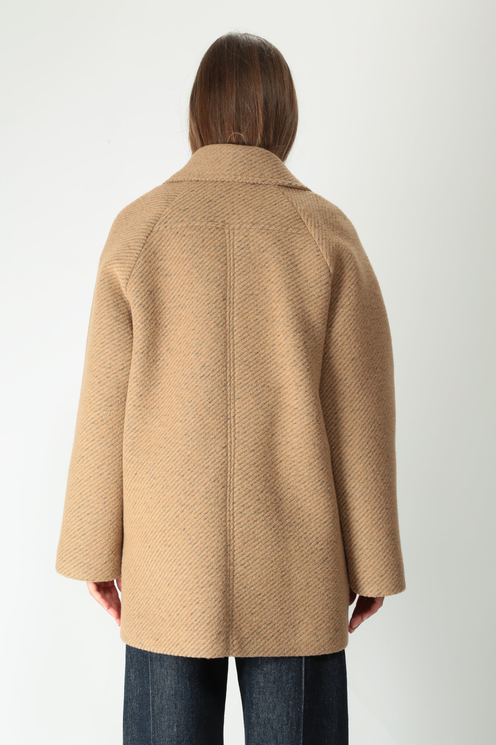 https://admin.shopify.com/store/gulieshop/products/15577928892765#:~:text=https%3A//www.gulieshop.it%20%E2%80%BA%20products%20%E2%80%BA%20maxmara%2Dmm%2Dcappotto%2Dcorto%2Dobliqua%2D1