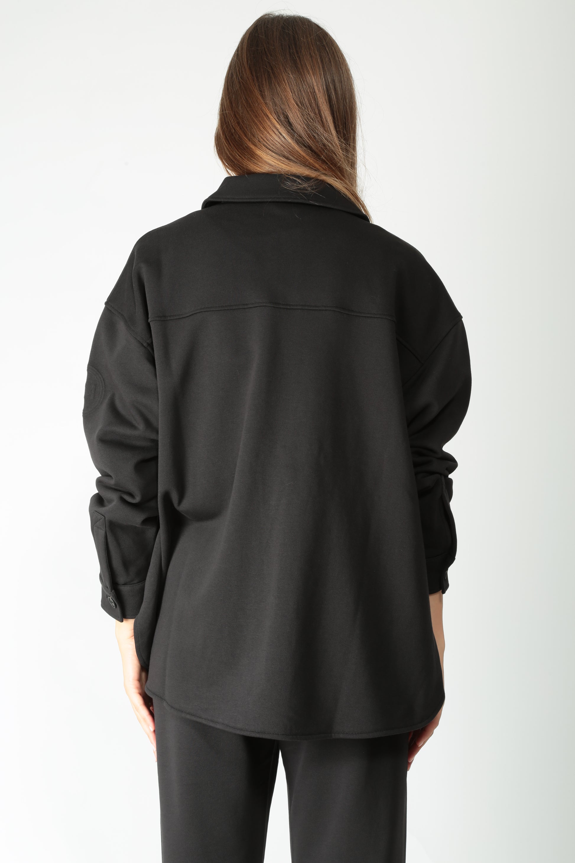 https://admin.shopify.com/store/gulieshop/products/15577936134493#:~:text=https%3A//www.gulieshop.it%20%E2%80%BA%20products%20%E2%80%BA%20maxmara%2Dmm%2Dovershirt%2Din%2Dfelpa%2Dcomma%2D1