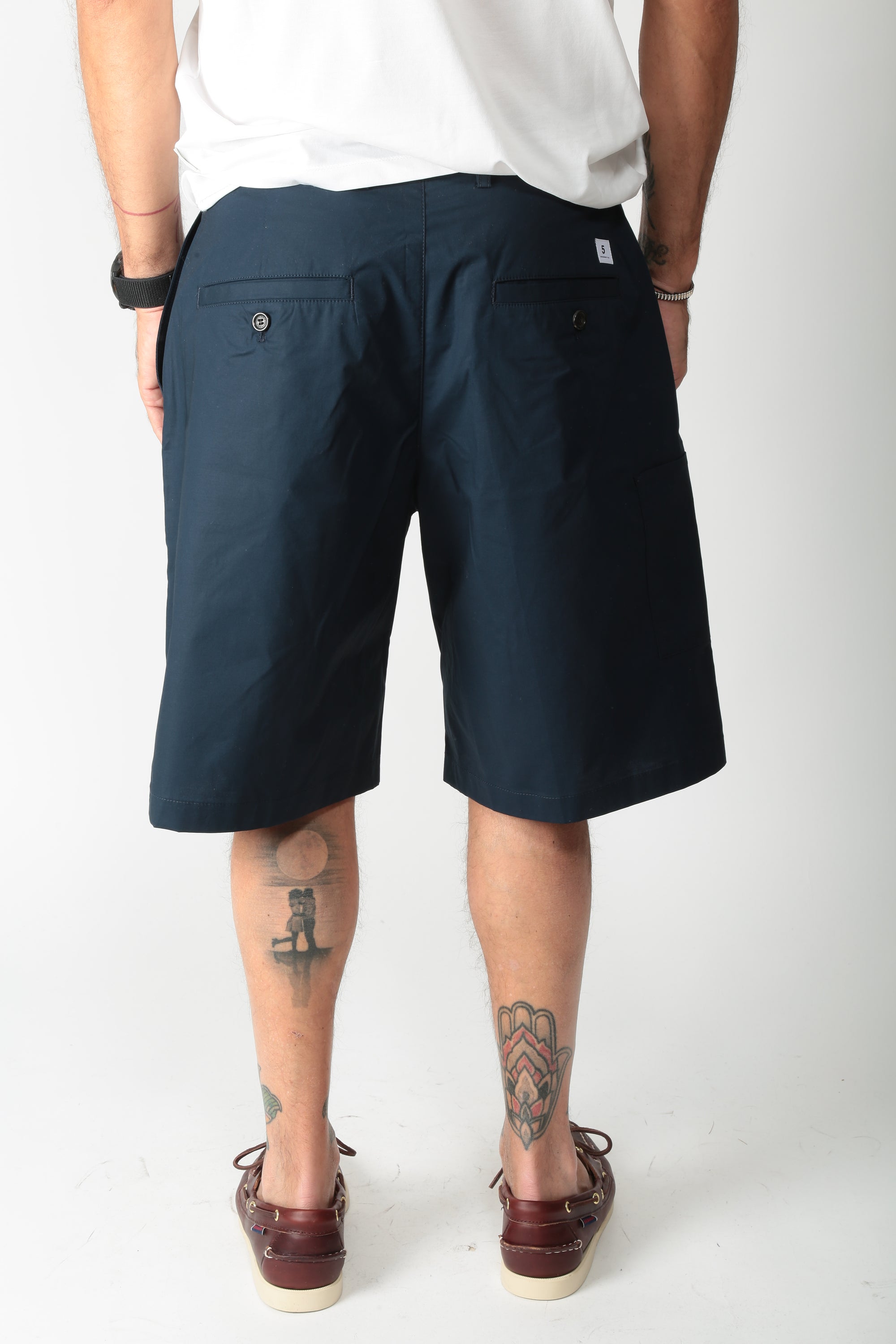https://admin.shopify.com/store/gulieshop/products/15996605956445#:~:text=https%3A//www.gulieshop.it%20%E2%80%BA%20products%20%E2%80%BA%20department%2D5%2Dbermuda%2Dcon%2Dpinces%2Dpatrick%2Dub01952m2ts0205000