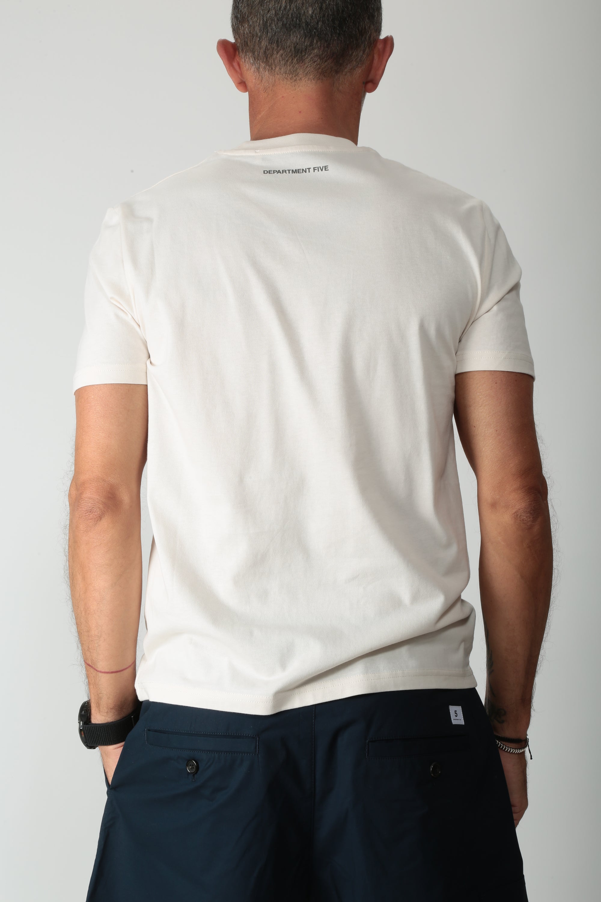 https://admin.shopify.com/store/gulieshop/products/15996604383581#:~:text=https%3A//www.gulieshop.it%20%E2%80%BA%20products%20%E2%80%BA%20department%2D5%2Dt%2Dshirt%2Dbold%2Dut51052d2jf00340034000p75