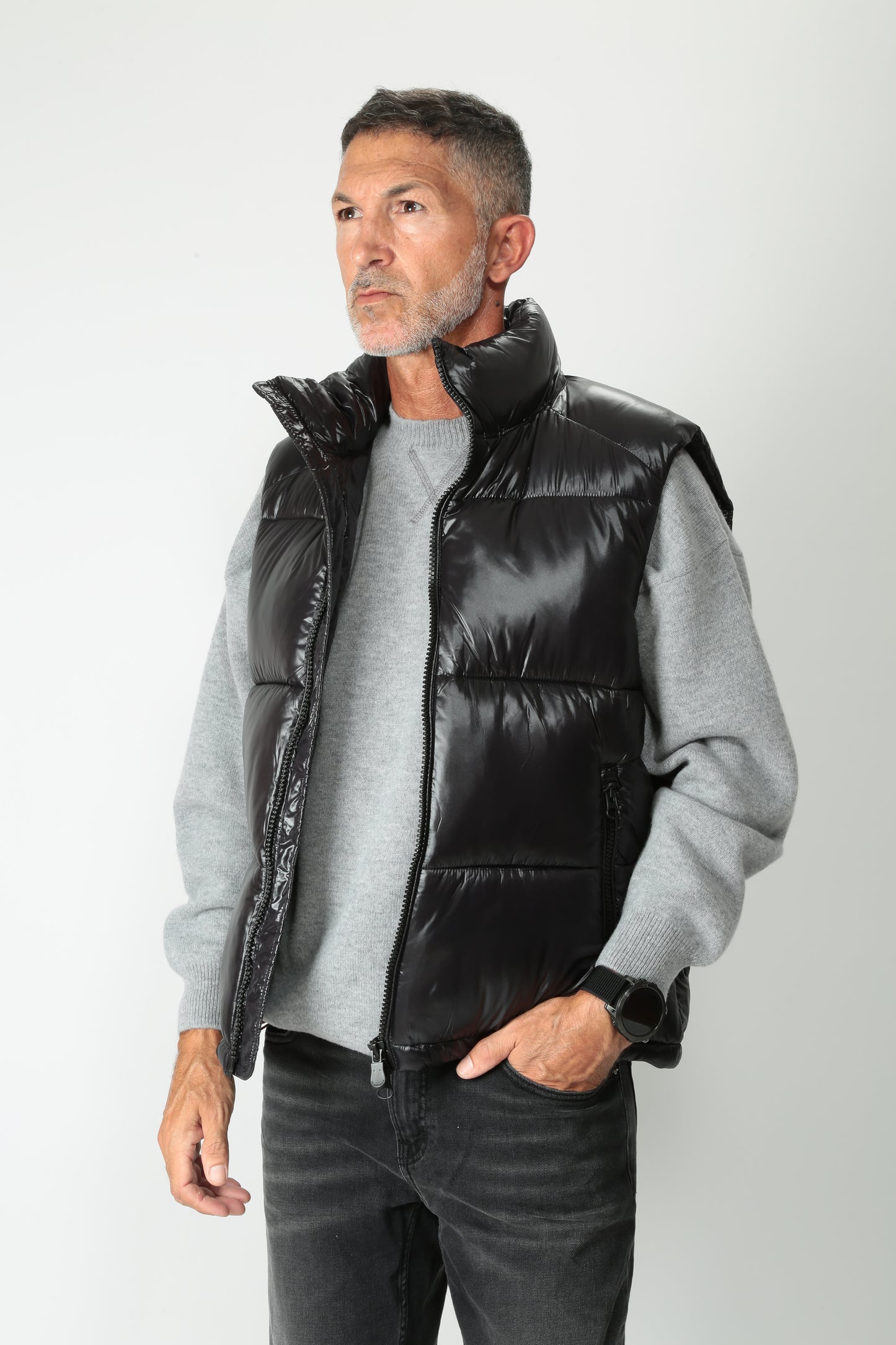 https://admin.shopify.com/store/gulieshop/products/15609271124317#:~:text=https%3A//www.gulieshop.it%20%E2%80%BA%20products%20%E2%80%BA%20save%2Dthe%2Ddukc%2Dpiumino%2Dsmanicato%2Dailantus%2Dlove21d81382u