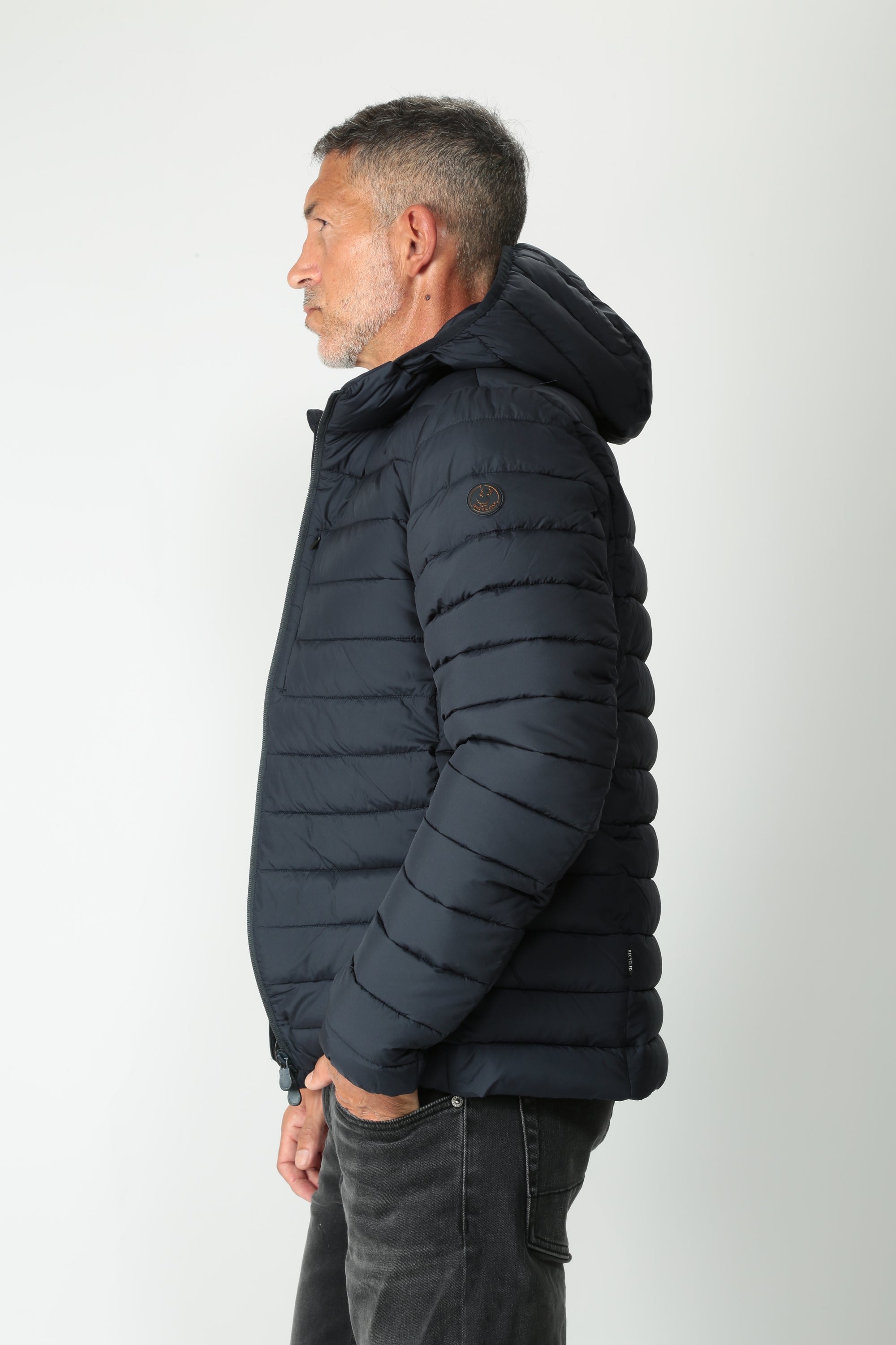 https://admin.shopify.com/store/gulieshop/products/15609270927709#:~:text=https%3A//www.gulieshop.it%20%E2%80%BA%20products%20%E2%80%BA%20save%2Dthe%2Dduck%2Dpiumino%2Dcorto%2Dmiro21juncus%2Dd31273m