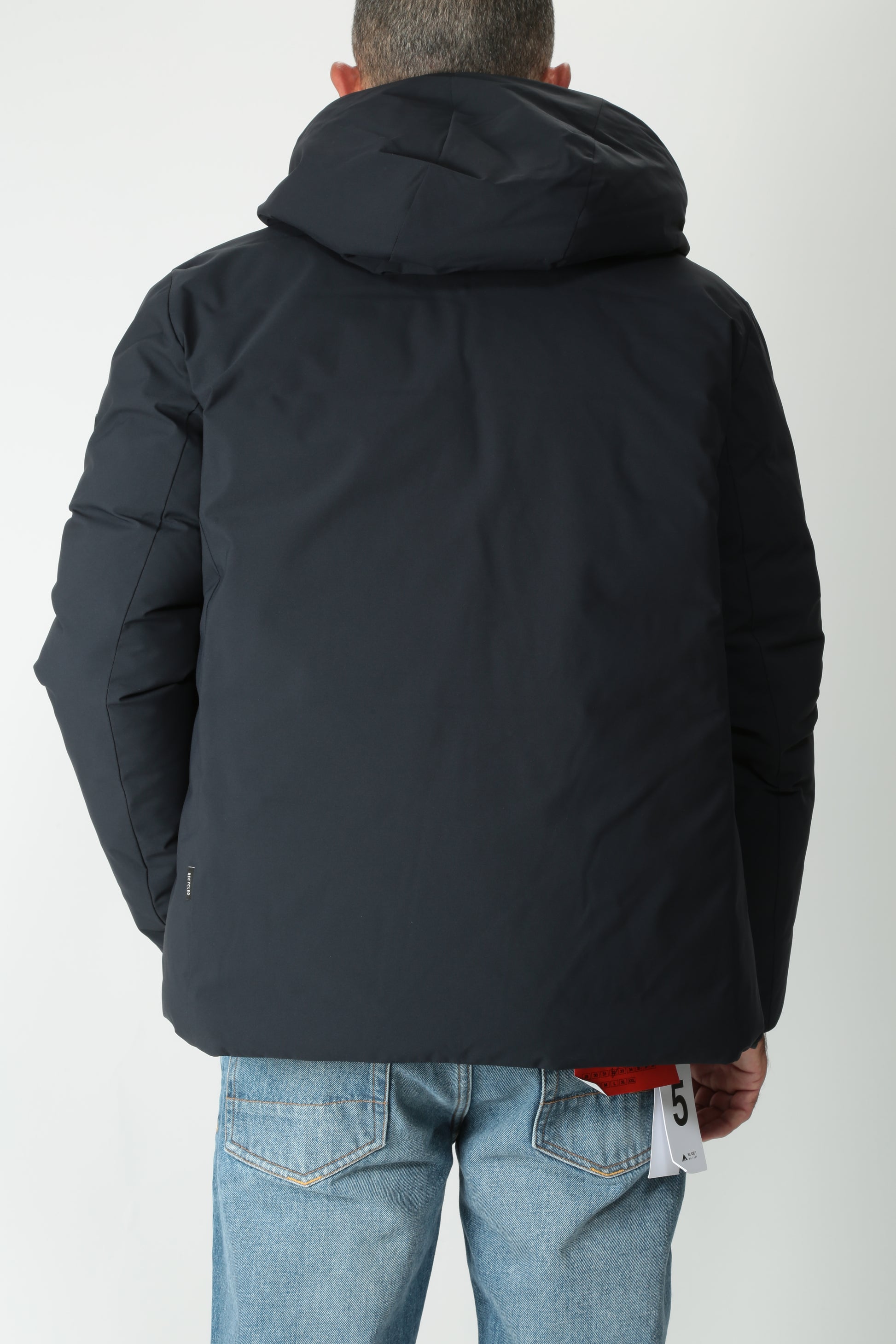 https://admin.shopify.com/store/gulieshop/products/15609270894941#:~:text=https%3A//www.gulieshop.it%20%E2%80%BA%20products%20%E2%80%BA%20save%2Dthe%2Dduck%2Dpiumino%2Dcon%2Dcappuccio%2Dobione%2Dmatt21%2Dd31297m