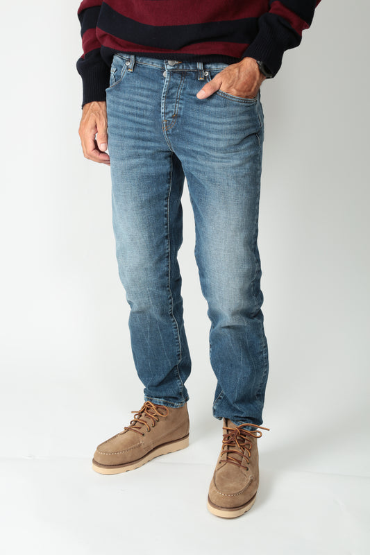 https://admin.shopify.com/store/gulieshop/products/15595138842973#:~:text=https%3A//www.gulieshop.it%20%E2%80%BA%20products%20%E2%80%BA%20department%2D5%2Djeans%2Dslim%2Dfit%2Dcrop%2Ddrake%2Dup51751d2ts0182416